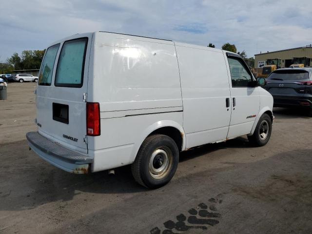 Photo 2 VIN: 1GCDL19W8YB132641 - CHEVROLET ASTRO 