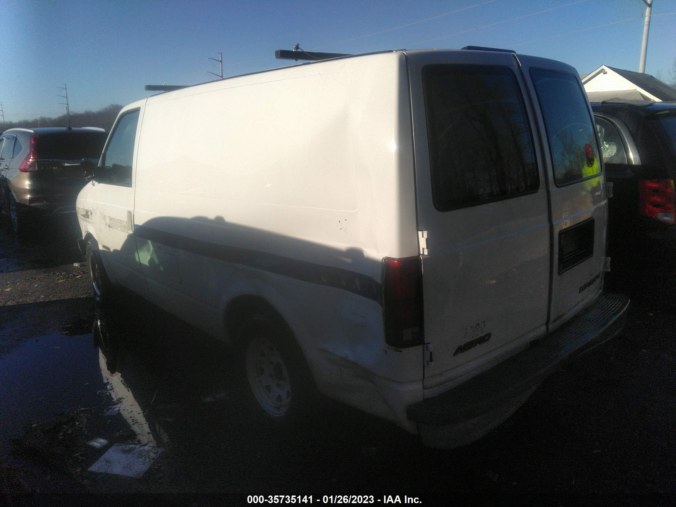 Photo 5 VIN: 1GCDM19W0WB159505 - CHEVROLET ASTRO 