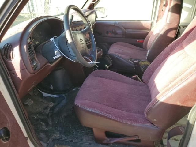 Photo 6 VIN: 1GCDM19W3WB125204 - CHEVROLET ASTRO 