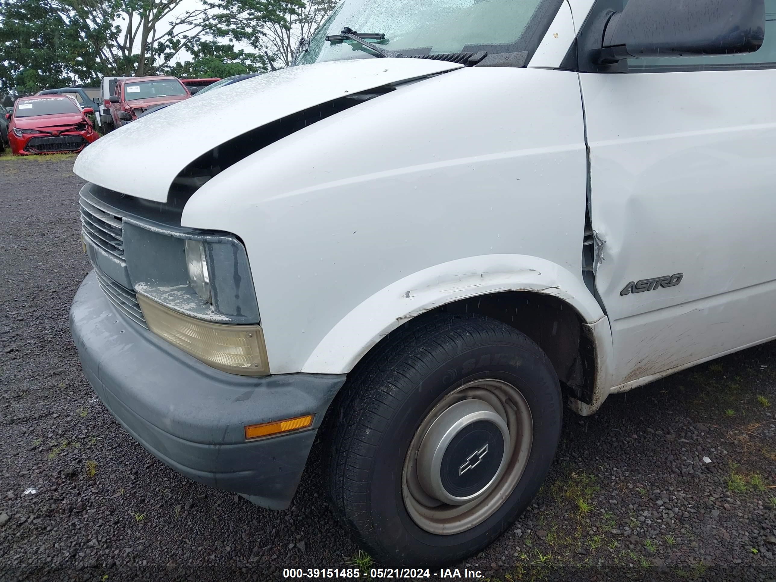 Photo 19 VIN: 1GCDM19W8YB218450 - CHEVROLET ASTRO 