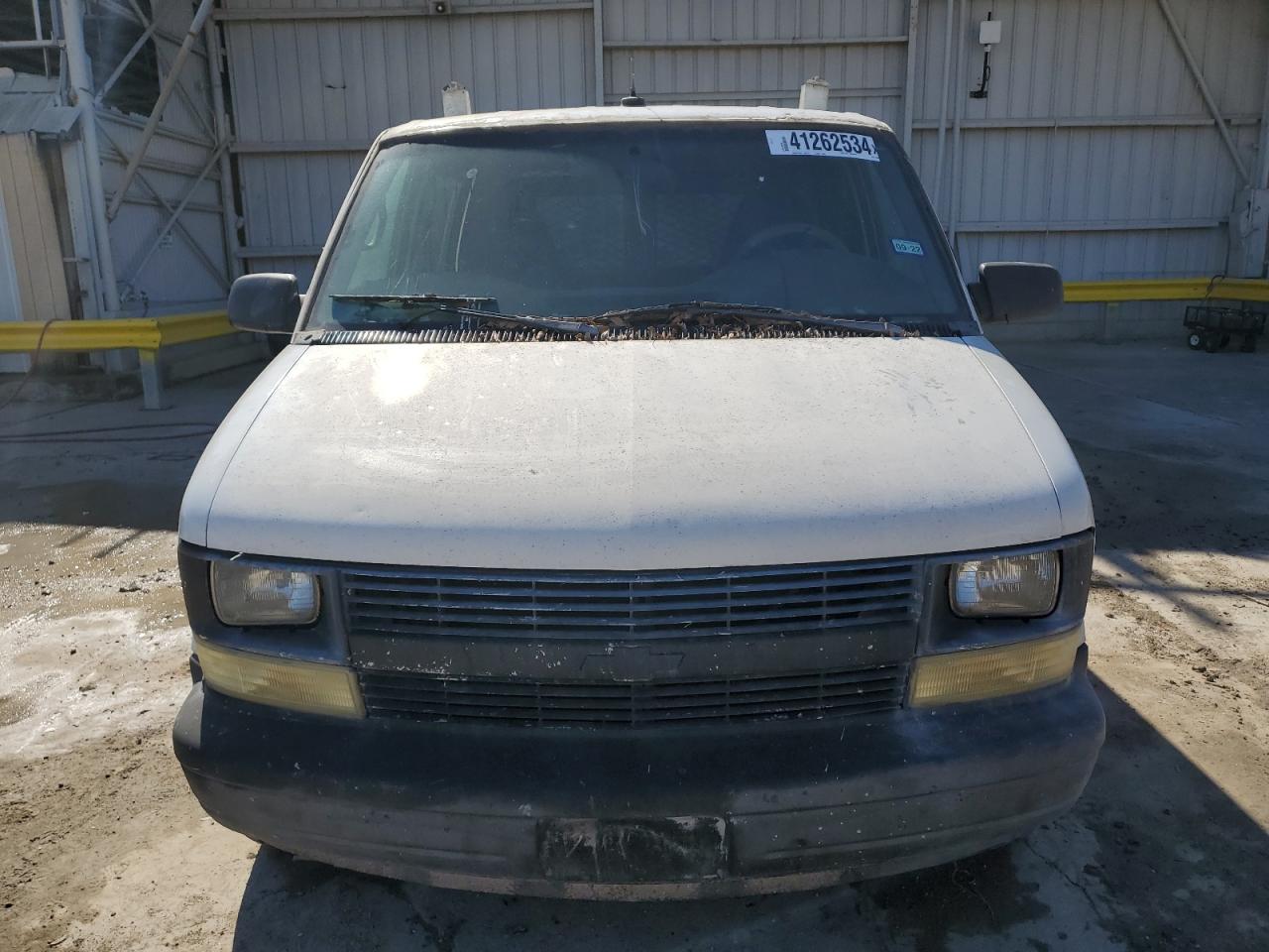 Photo 4 VIN: 1GCDM19W91B140380 - CHEVROLET ASTRO 