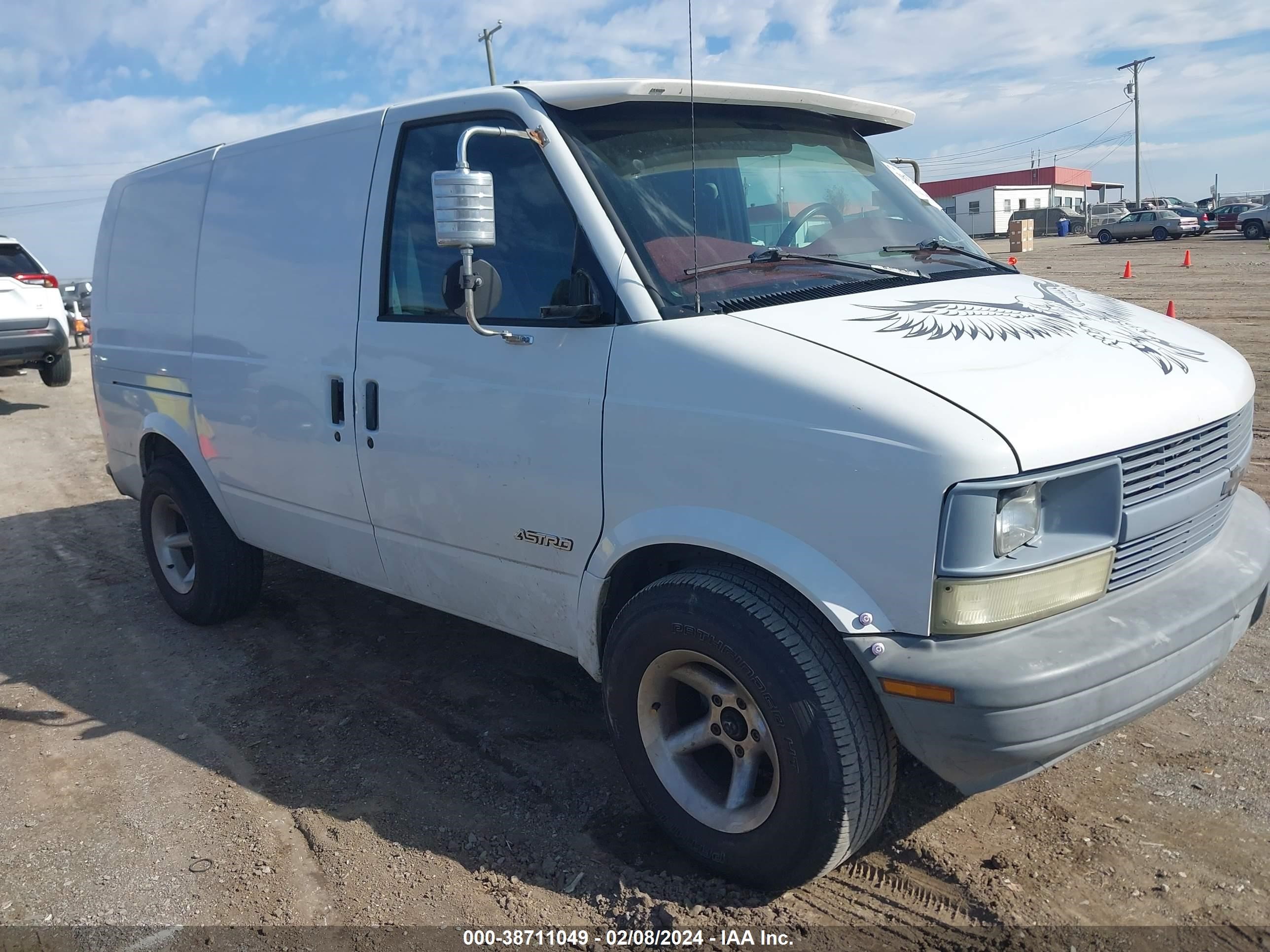 Photo 0 VIN: 1GCDM19X22B120496 - CHEVROLET ASTRO 