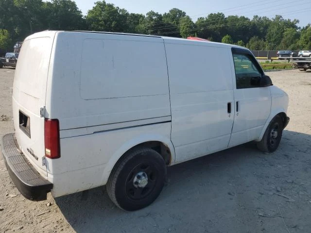 Photo 2 VIN: 1GCDM19X25B131194 - CHEVROLET ASTRO 