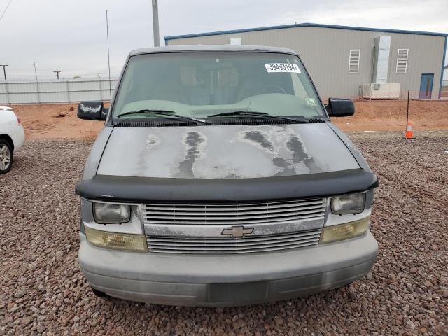 Photo 4 VIN: 1GCDM19X32B101441 - CHEVROLET ASTRO 