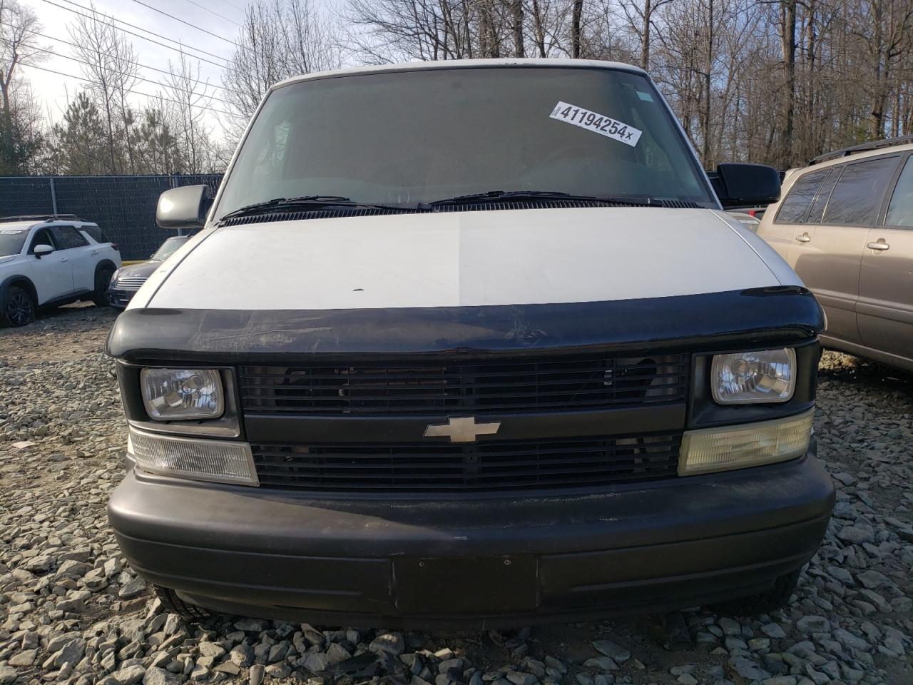 Photo 4 VIN: 1GCDM19X55B122893 - CHEVROLET ASTRO 