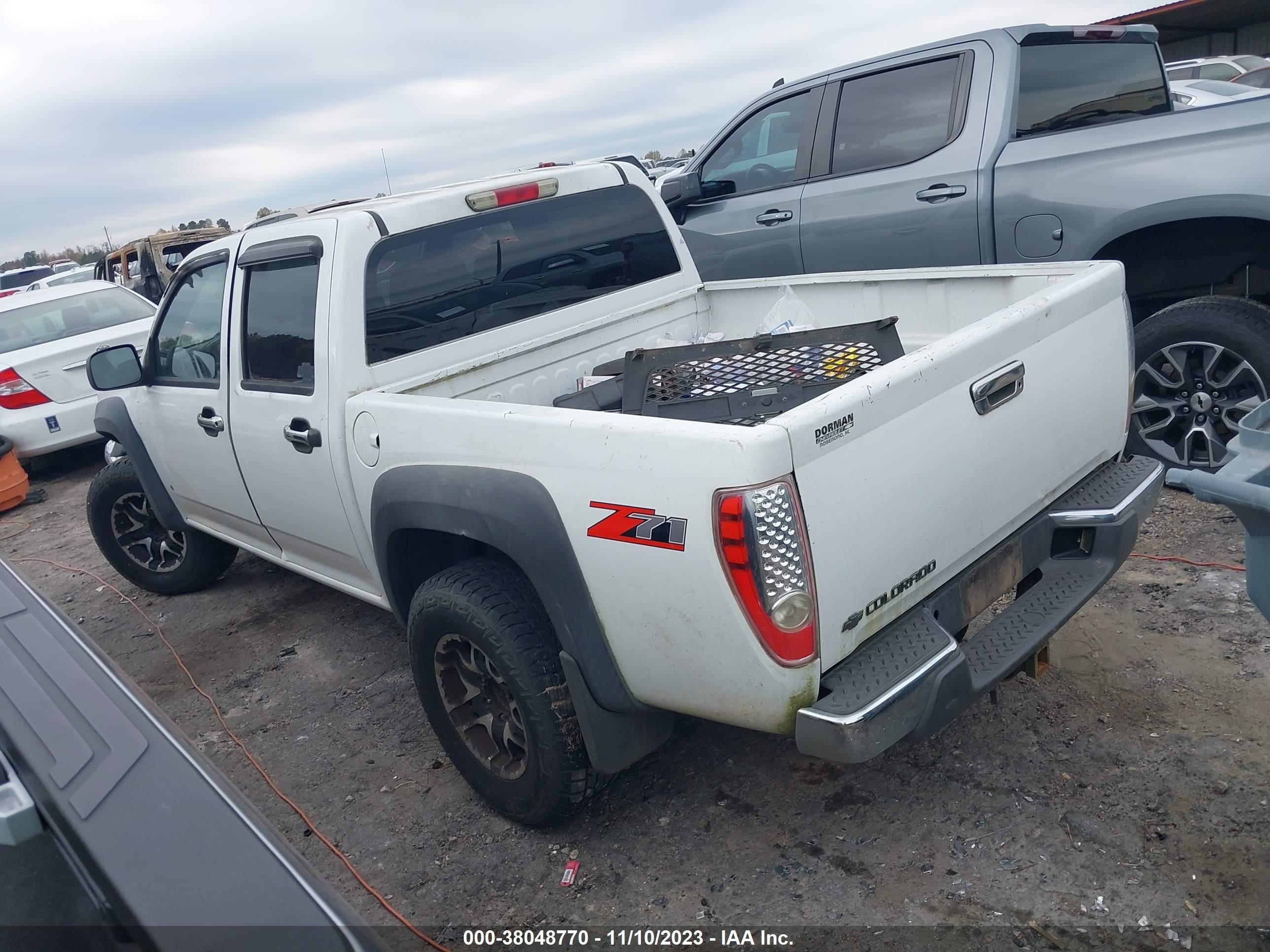 Photo 2 VIN: 1GCDS136368250862 - CHEVROLET COLORADO 