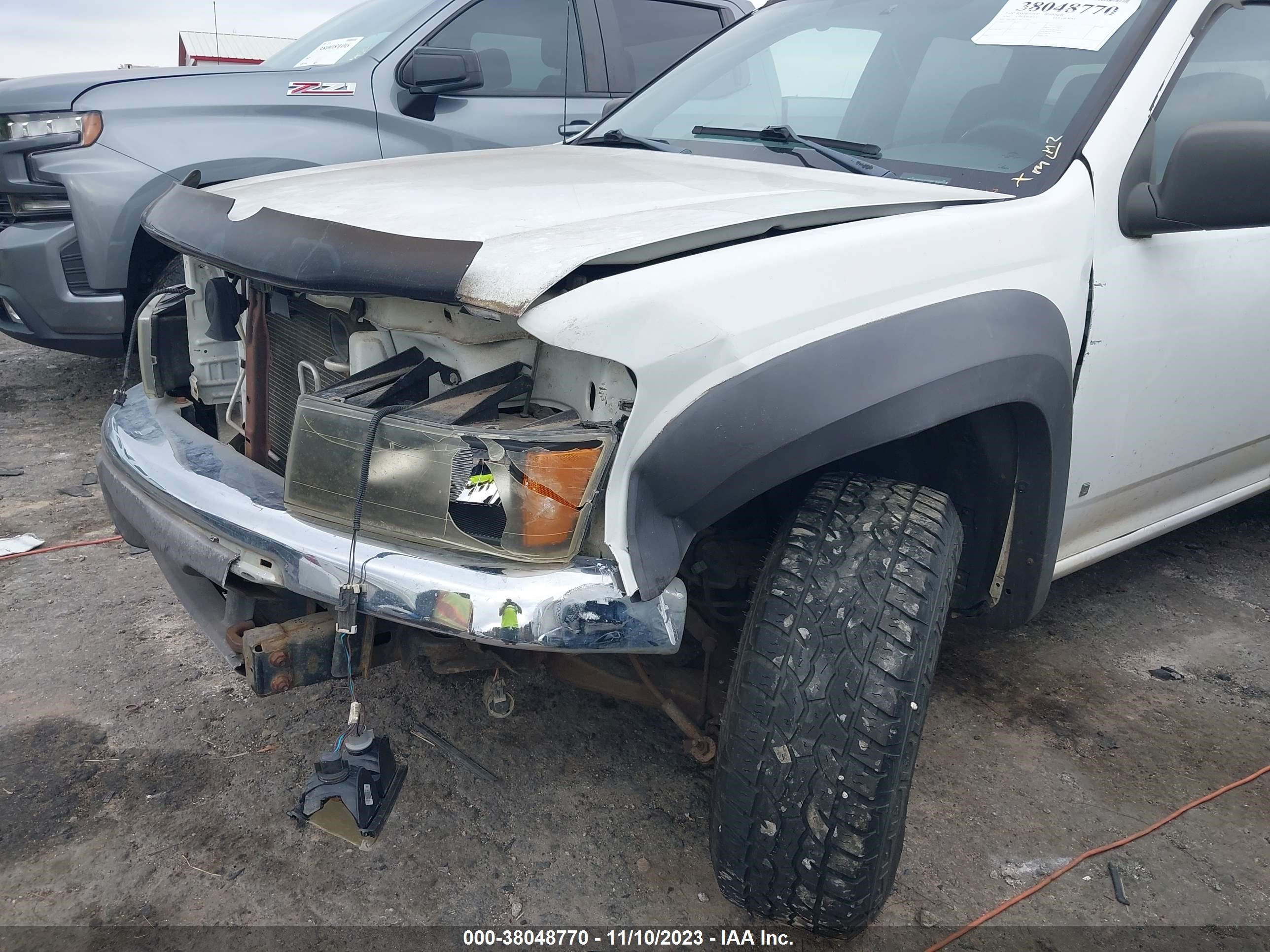 Photo 5 VIN: 1GCDS136368250862 - CHEVROLET COLORADO 