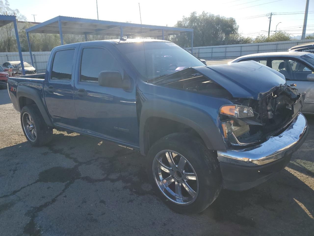 Photo 3 VIN: 1GCDS136658269629 - CHEVROLET COLORADO 