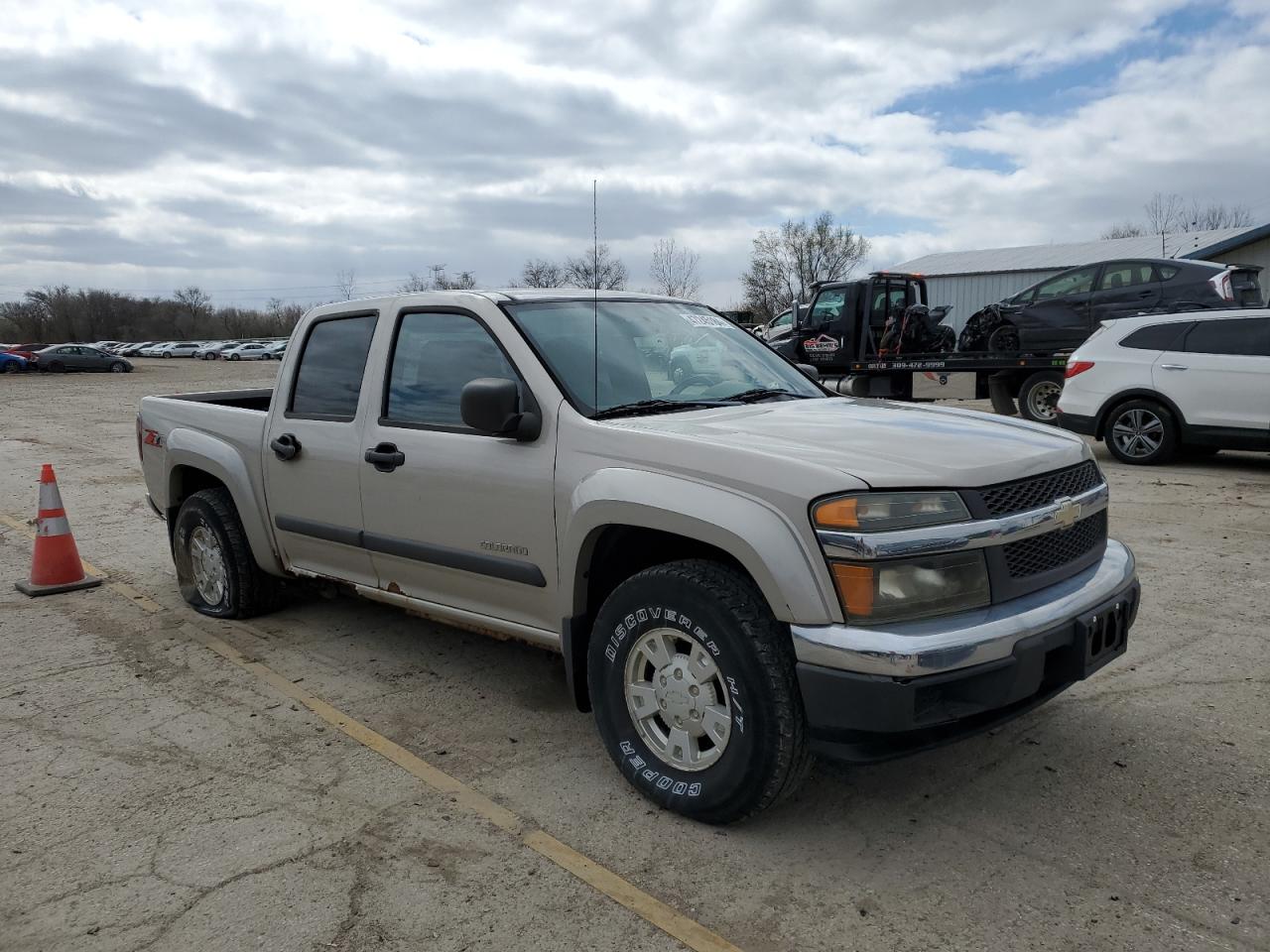 Photo 3 VIN: 1GCDS136X48146608 - CHEVROLET COLORADO 