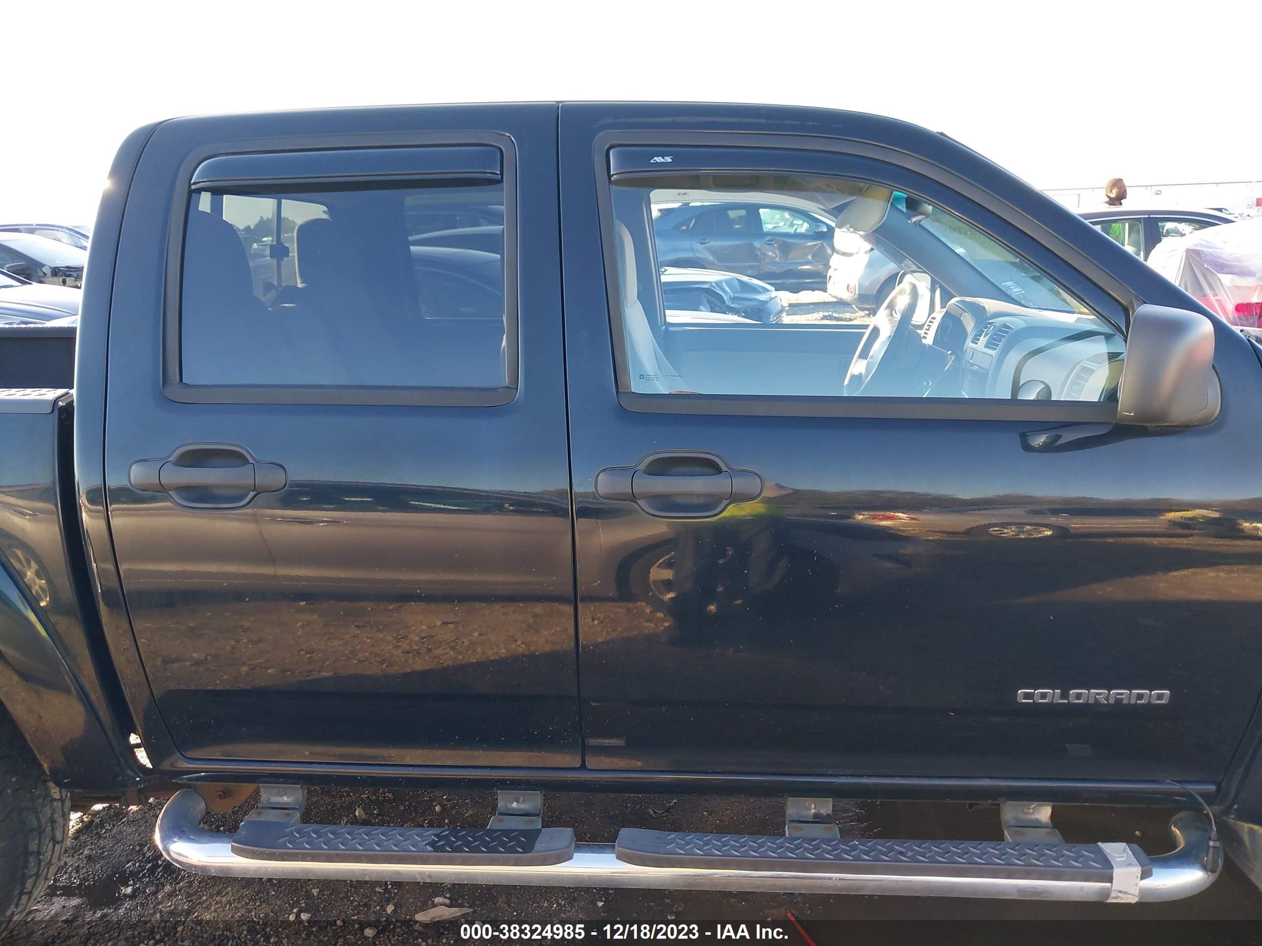 Photo 12 VIN: 1GCDS136X58111309 - CHEVROLET COLORADO 