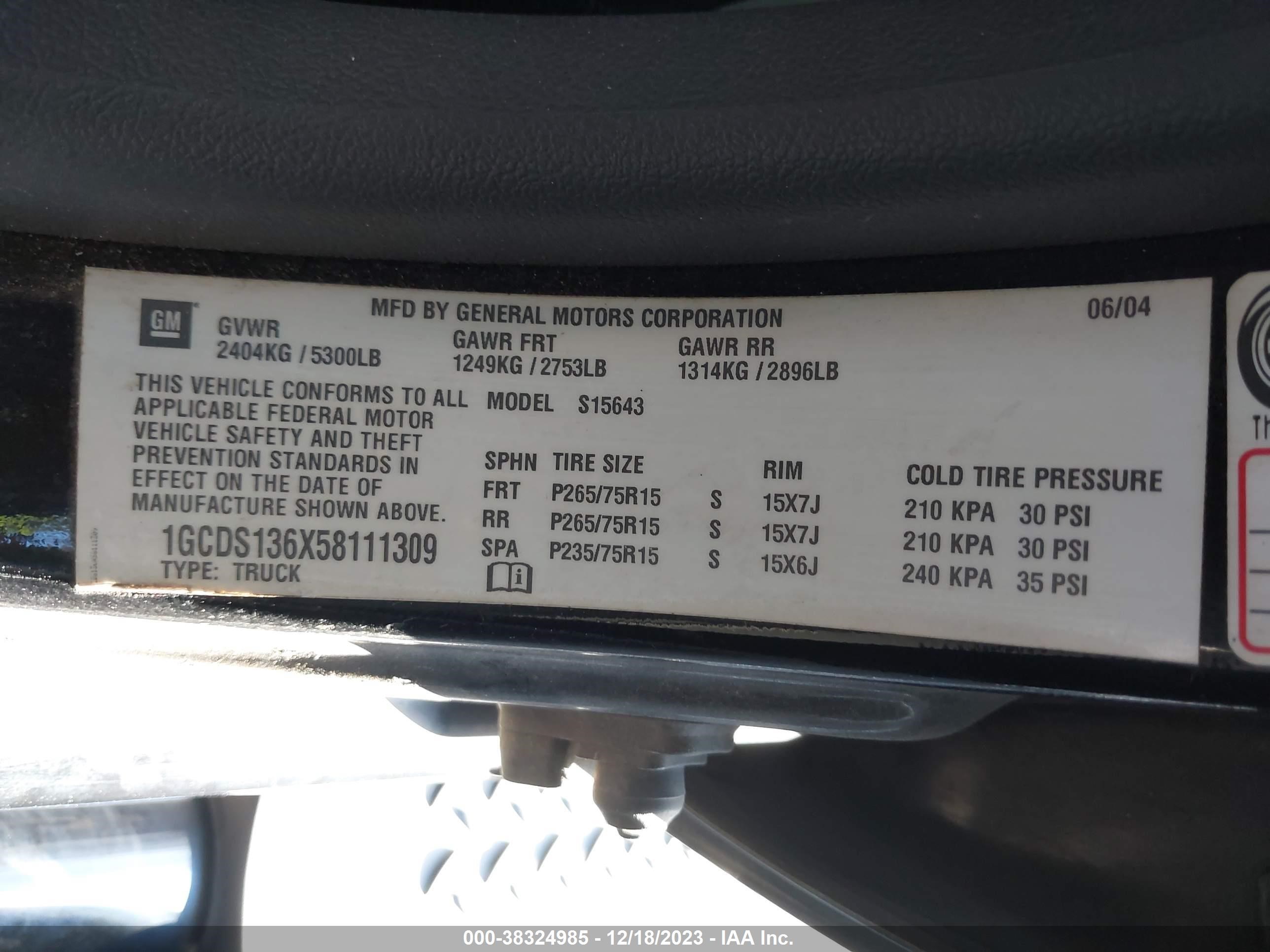 Photo 8 VIN: 1GCDS136X58111309 - CHEVROLET COLORADO 