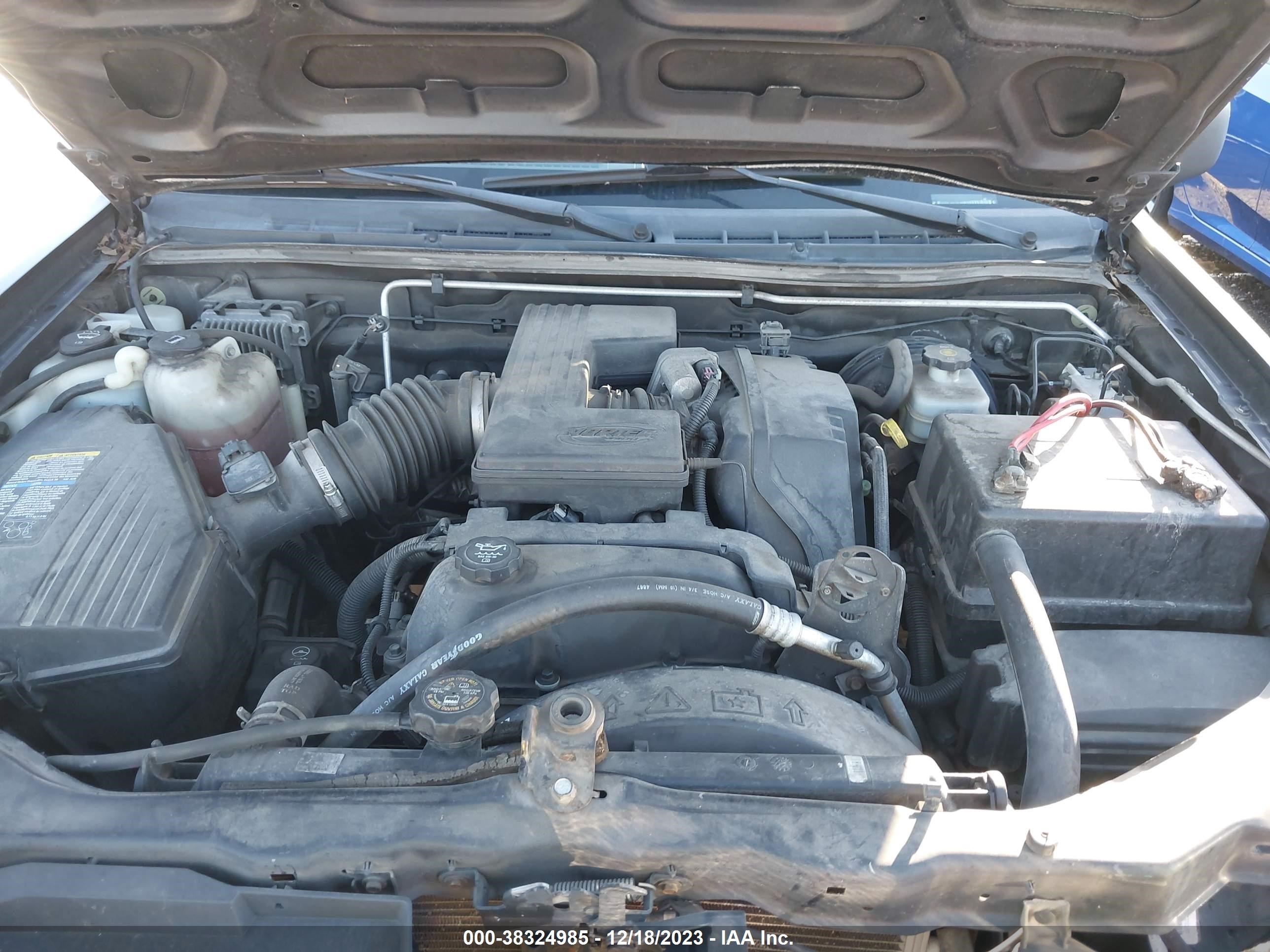 Photo 9 VIN: 1GCDS136X58111309 - CHEVROLET COLORADO 