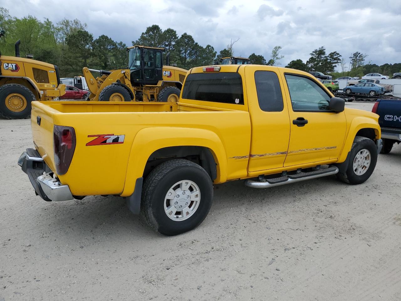 Photo 2 VIN: 1GCDS196858187313 - CHEVROLET COLORADO 