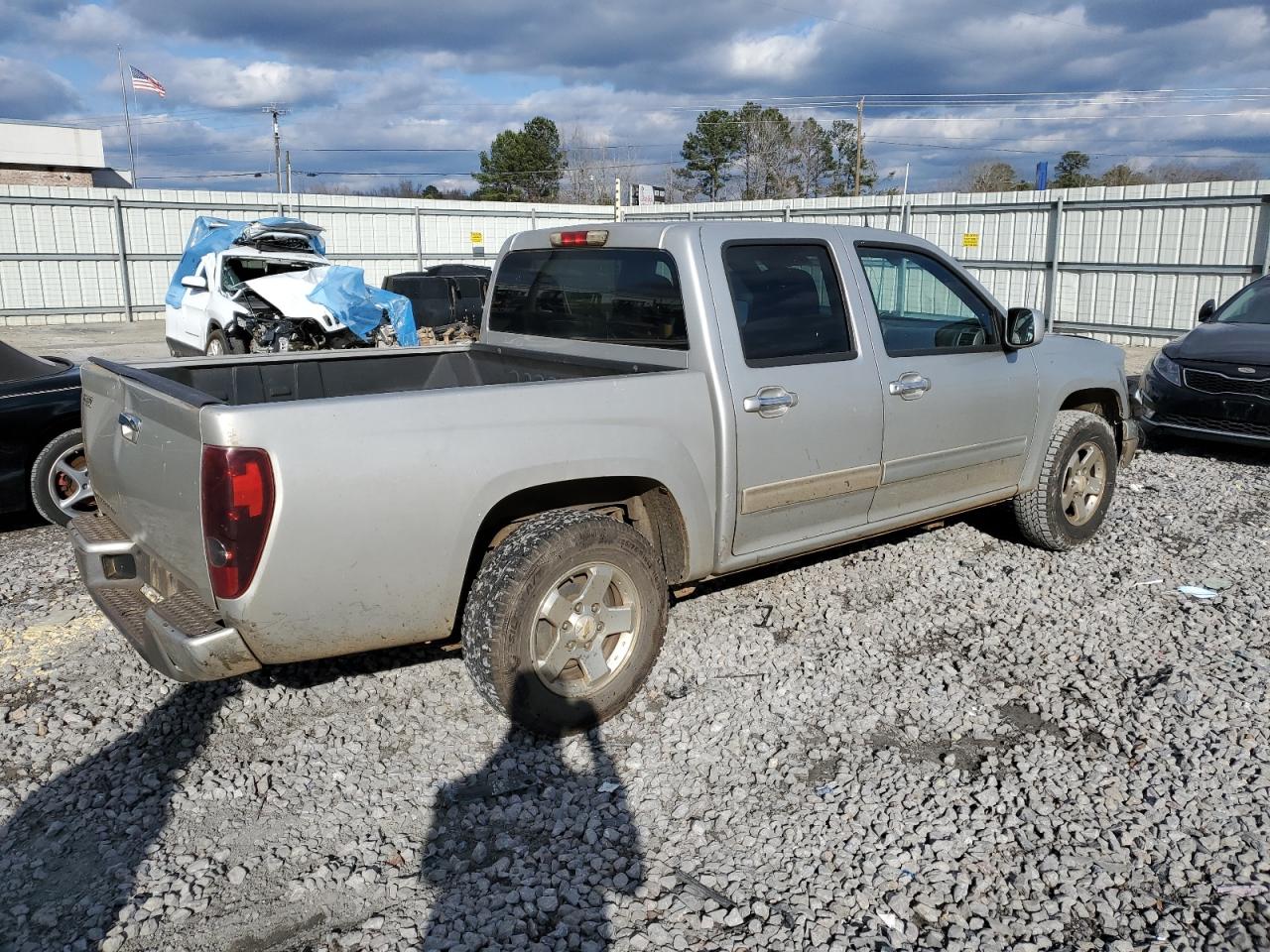 Photo 2 VIN: 1GCDSCF92B8102293 - CHEVROLET COLORADO 