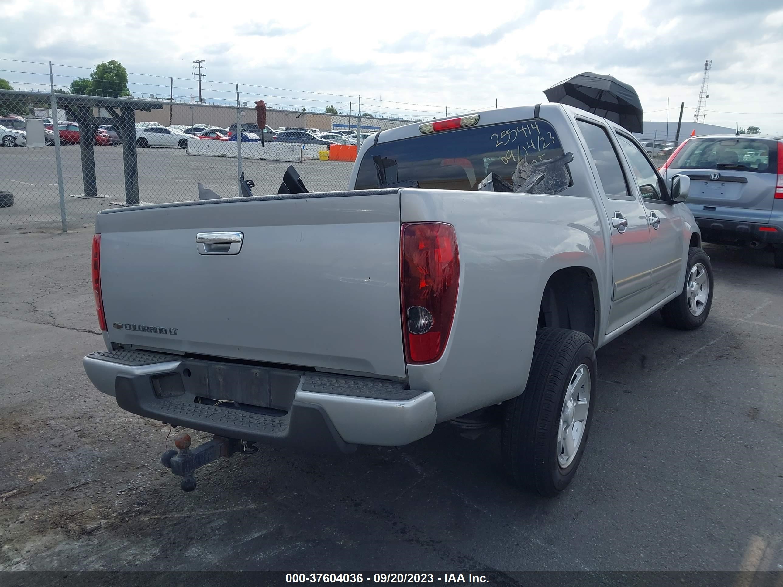 Photo 3 VIN: 1GCDSCFE7C8107648 - CHEVROLET COLORADO 