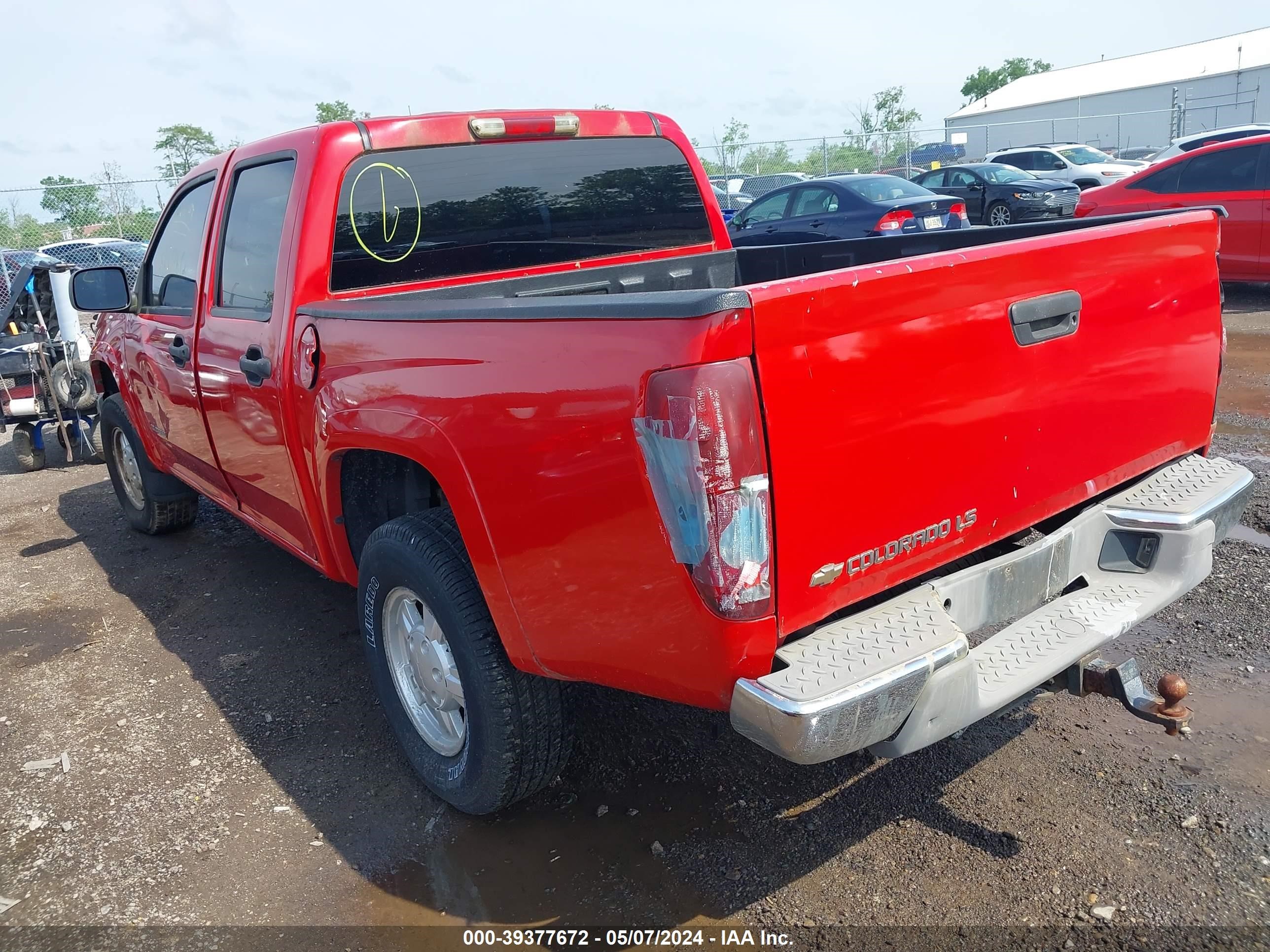 Photo 2 VIN: 1GCDT136258237693 - CHEVROLET COLORADO 