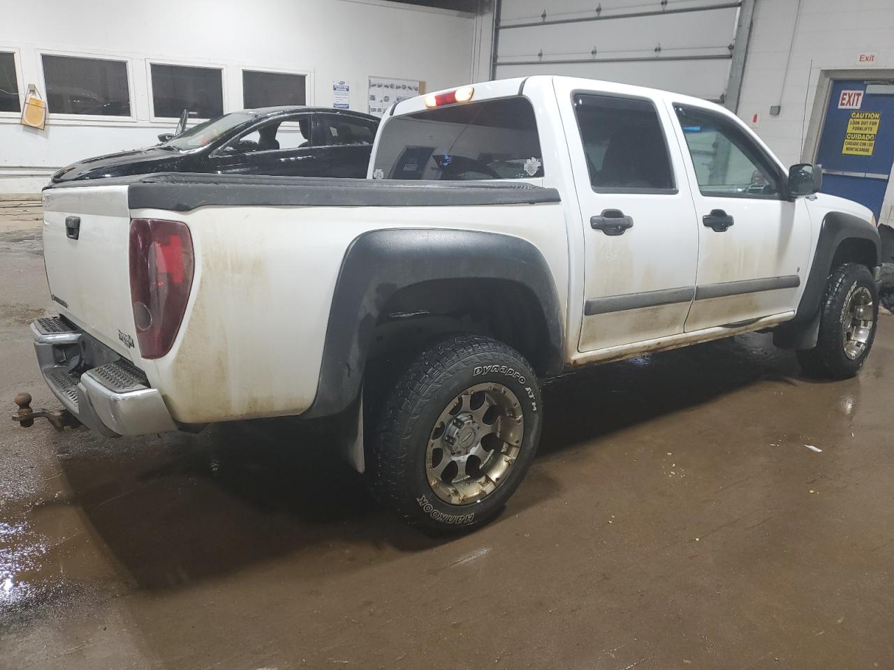 Photo 2 VIN: 1GCDT136268196807 - CHEVROLET COLORADO 