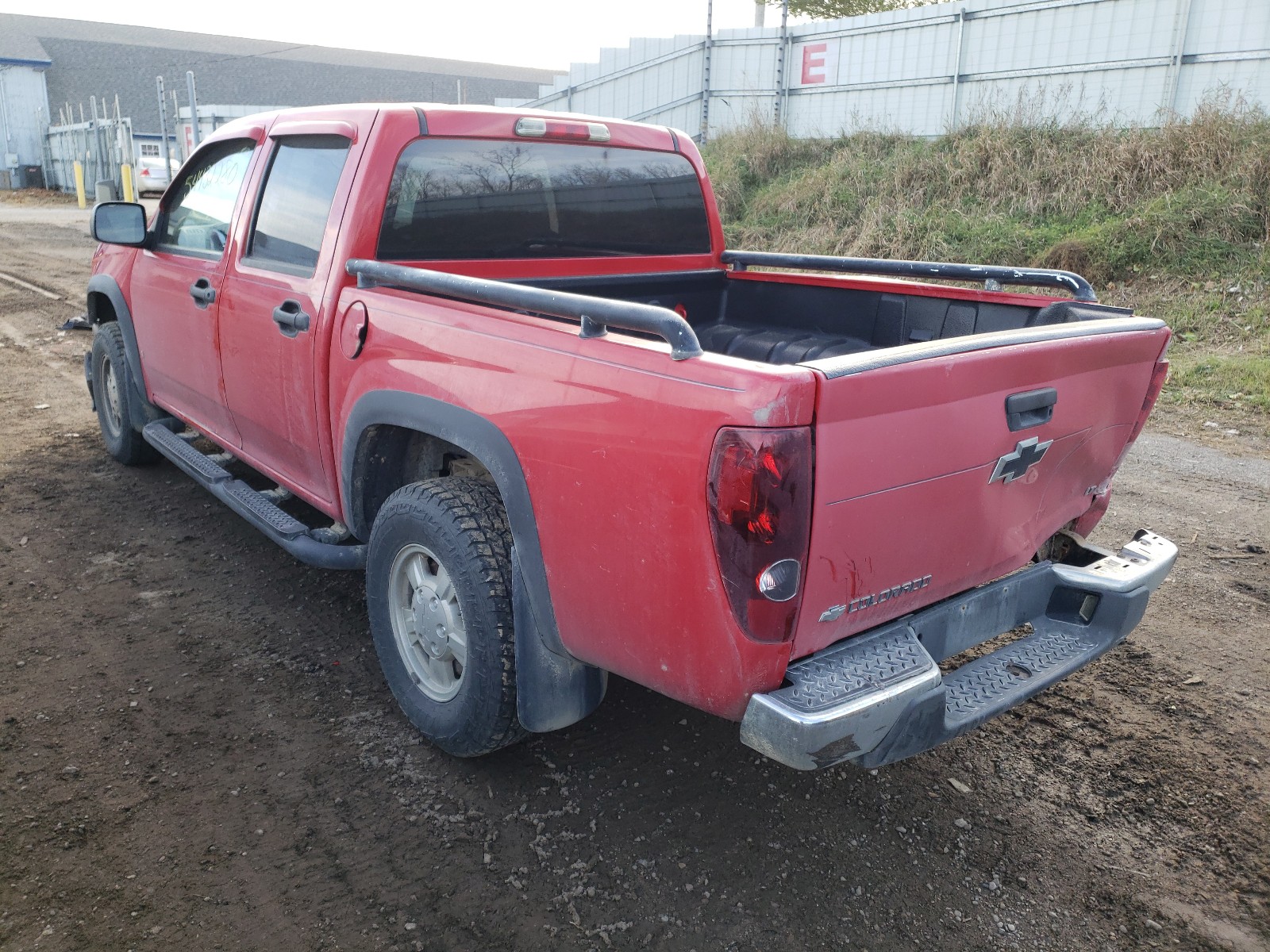 Photo 2 VIN: 1GCDT136268265124 - CHEVROLET COLORADO 