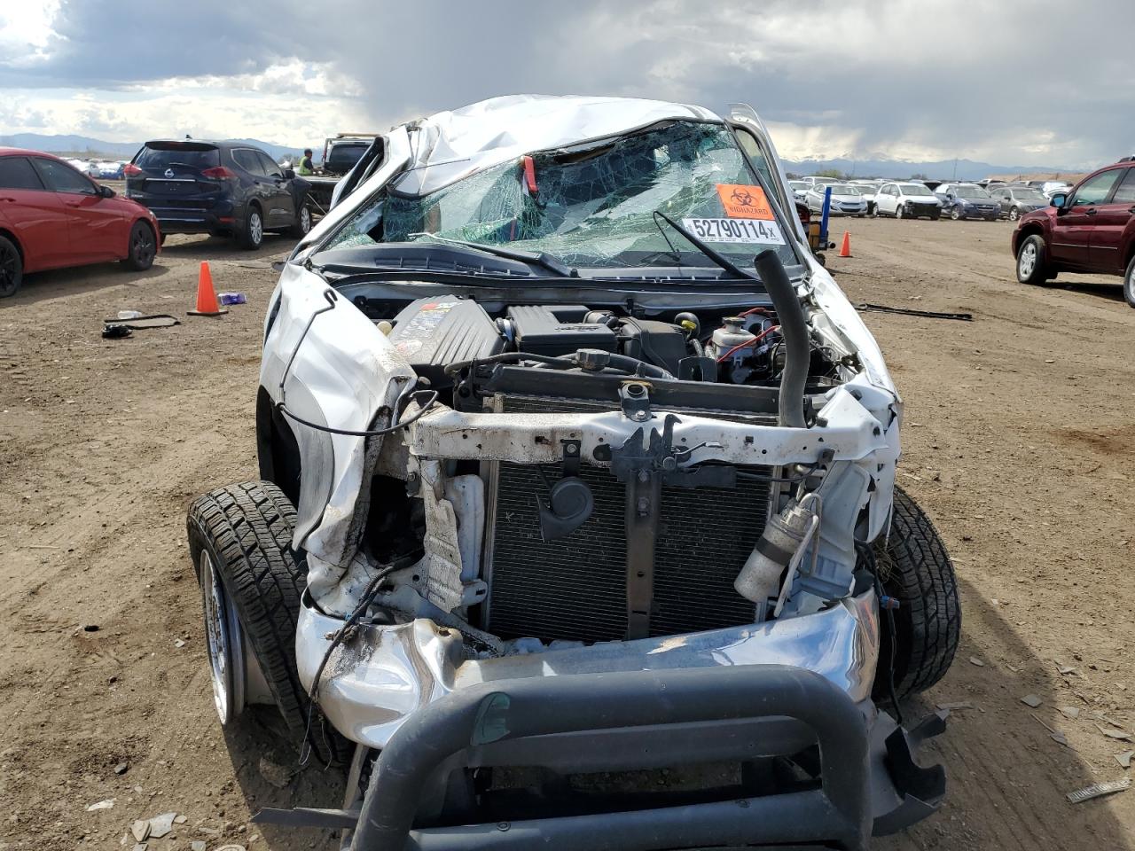 Photo 4 VIN: 1GCDT136358249108 - CHEVROLET COLORADO 