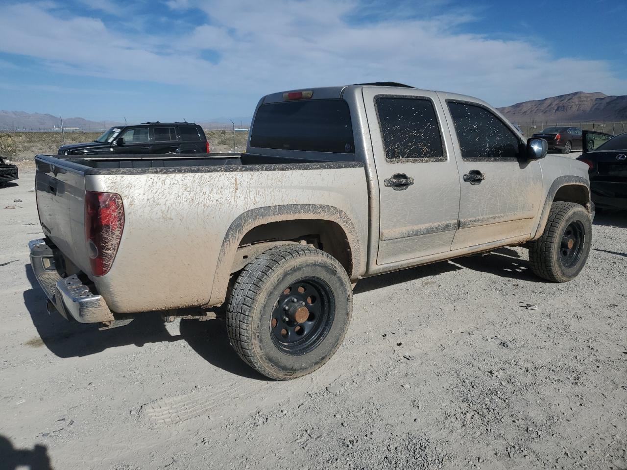 Photo 2 VIN: 1GCDT136368155229 - CHEVROLET COLORADO 