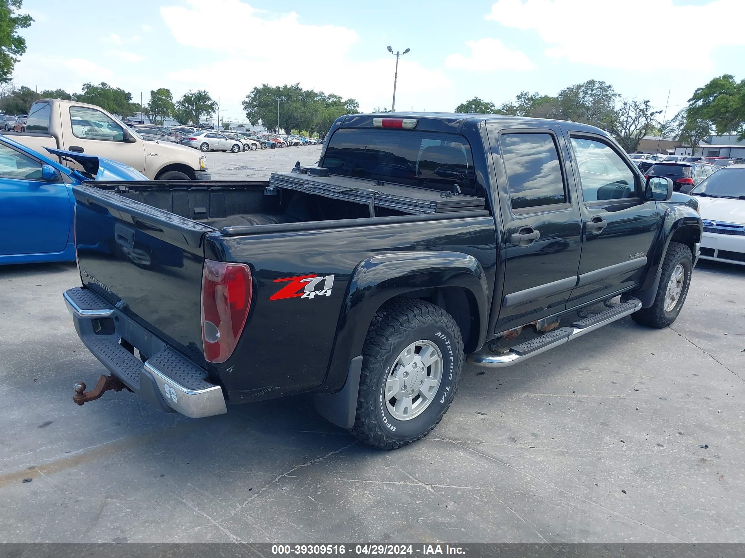 Photo 3 VIN: 1GCDT136448186227 - CHEVROLET COLORADO 