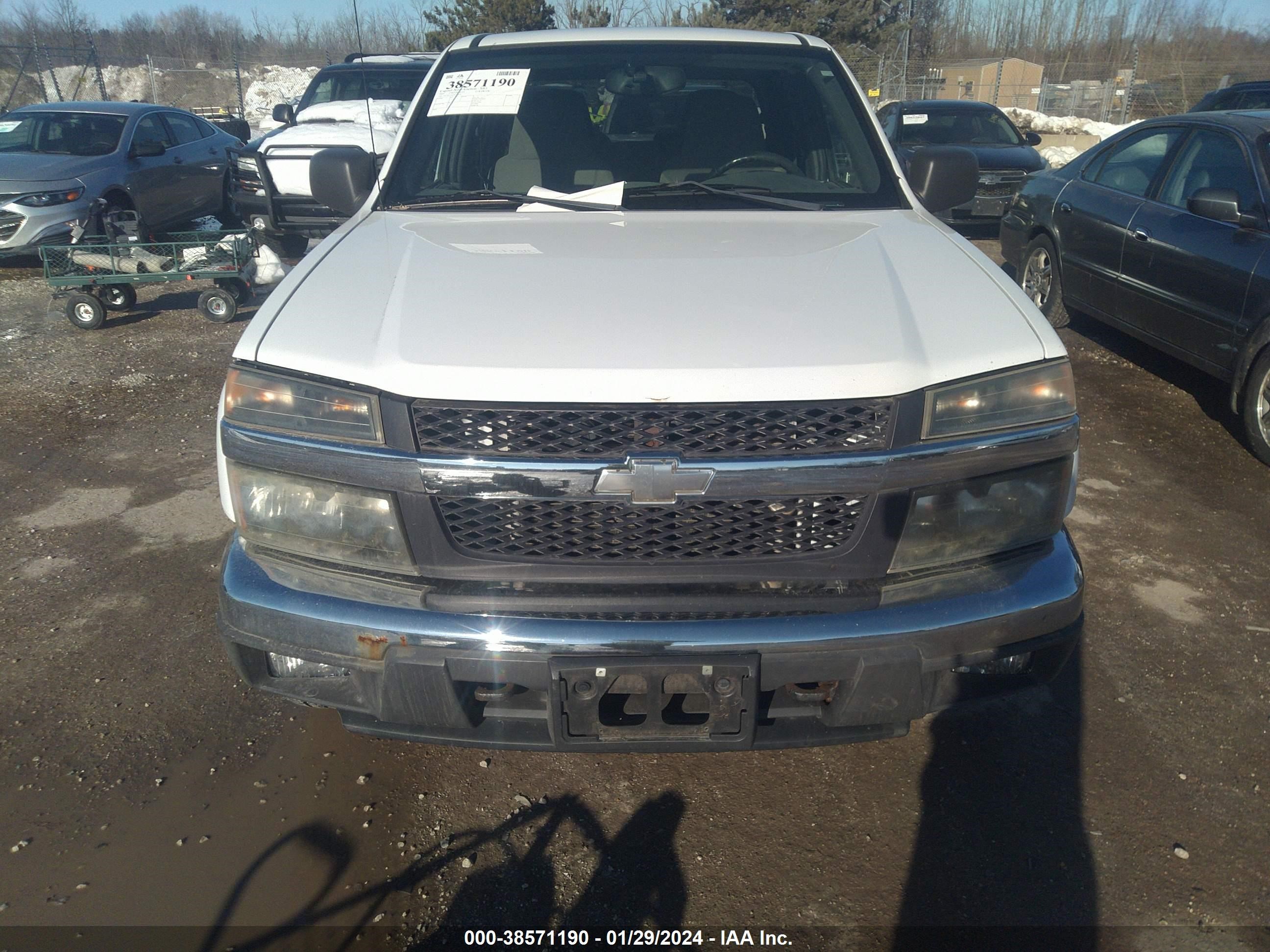 Photo 5 VIN: 1GCDT136458140639 - CHEVROLET COLORADO 