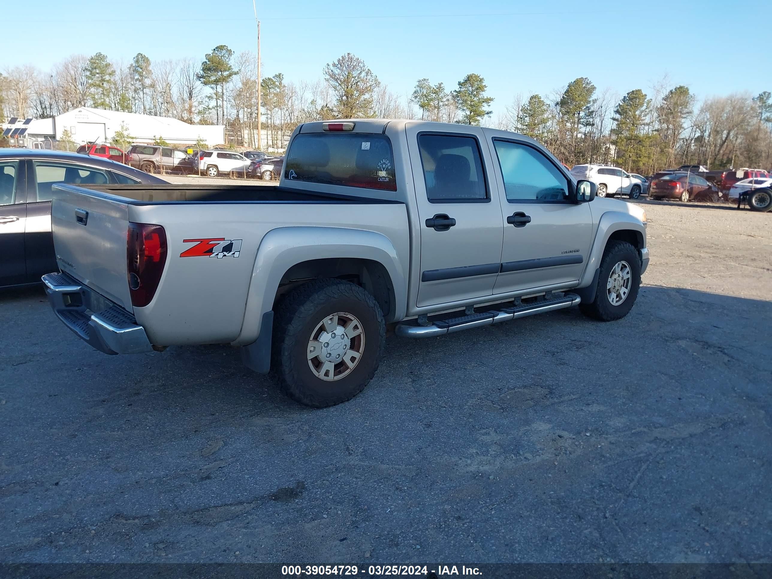 Photo 3 VIN: 1GCDT136648194944 - CHEVROLET COLORADO 