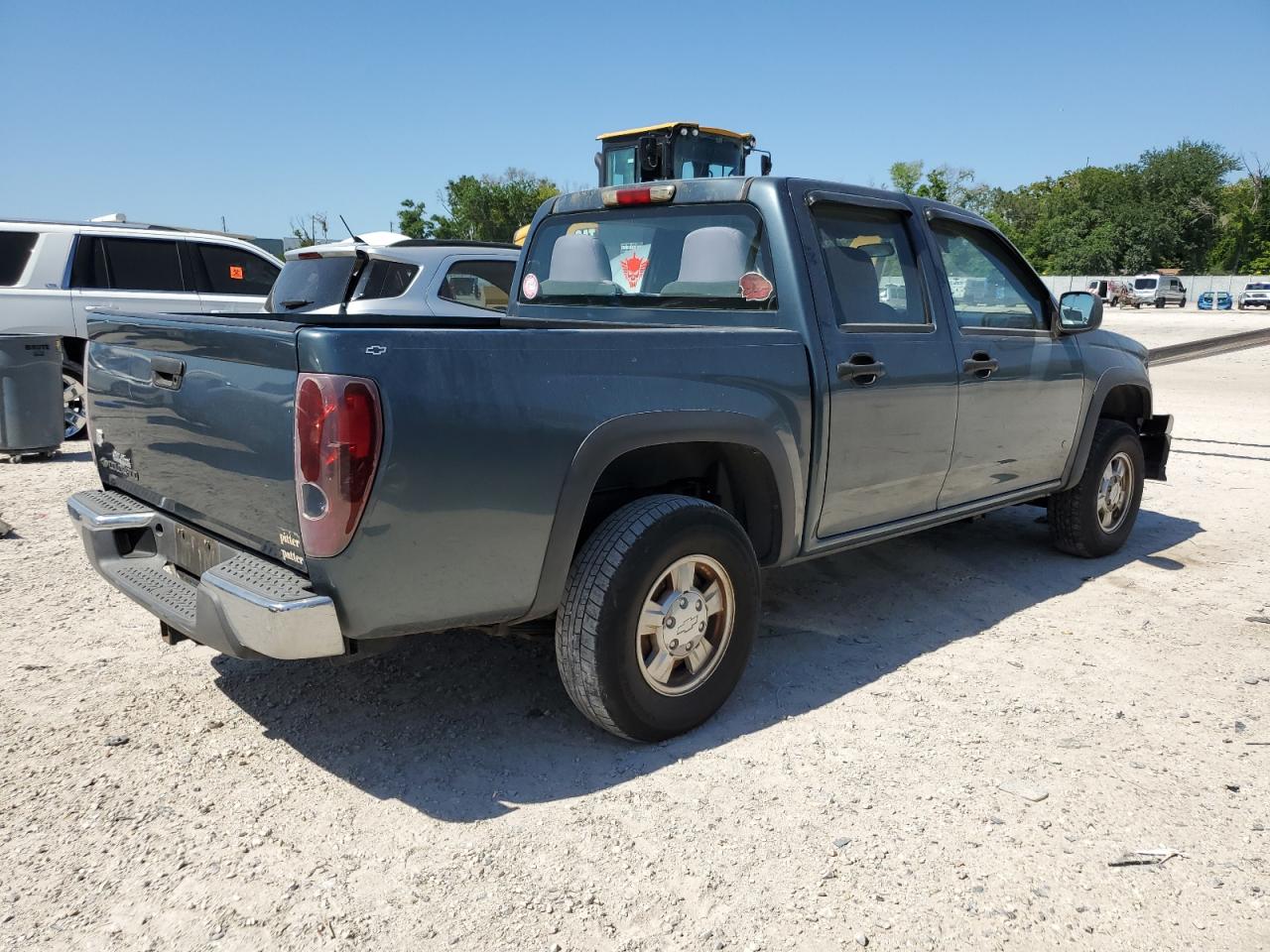 Photo 2 VIN: 1GCDT136668175250 - CHEVROLET COLORADO 