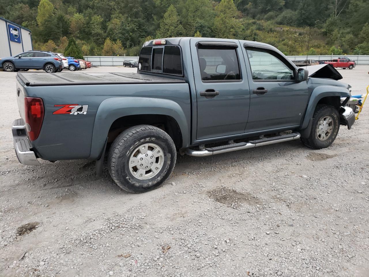 Photo 2 VIN: 1GCDT136668237018 - CHEVROLET COLORADO 