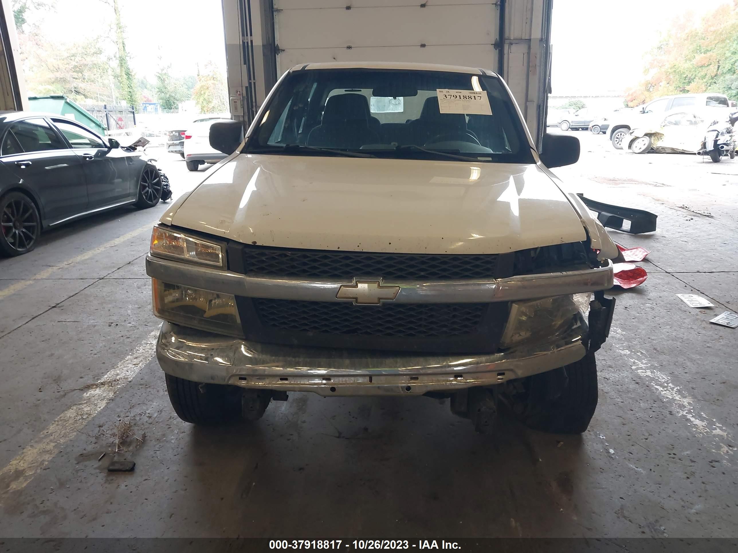 Photo 11 VIN: 1GCDT136668274702 - CHEVROLET COLORADO 