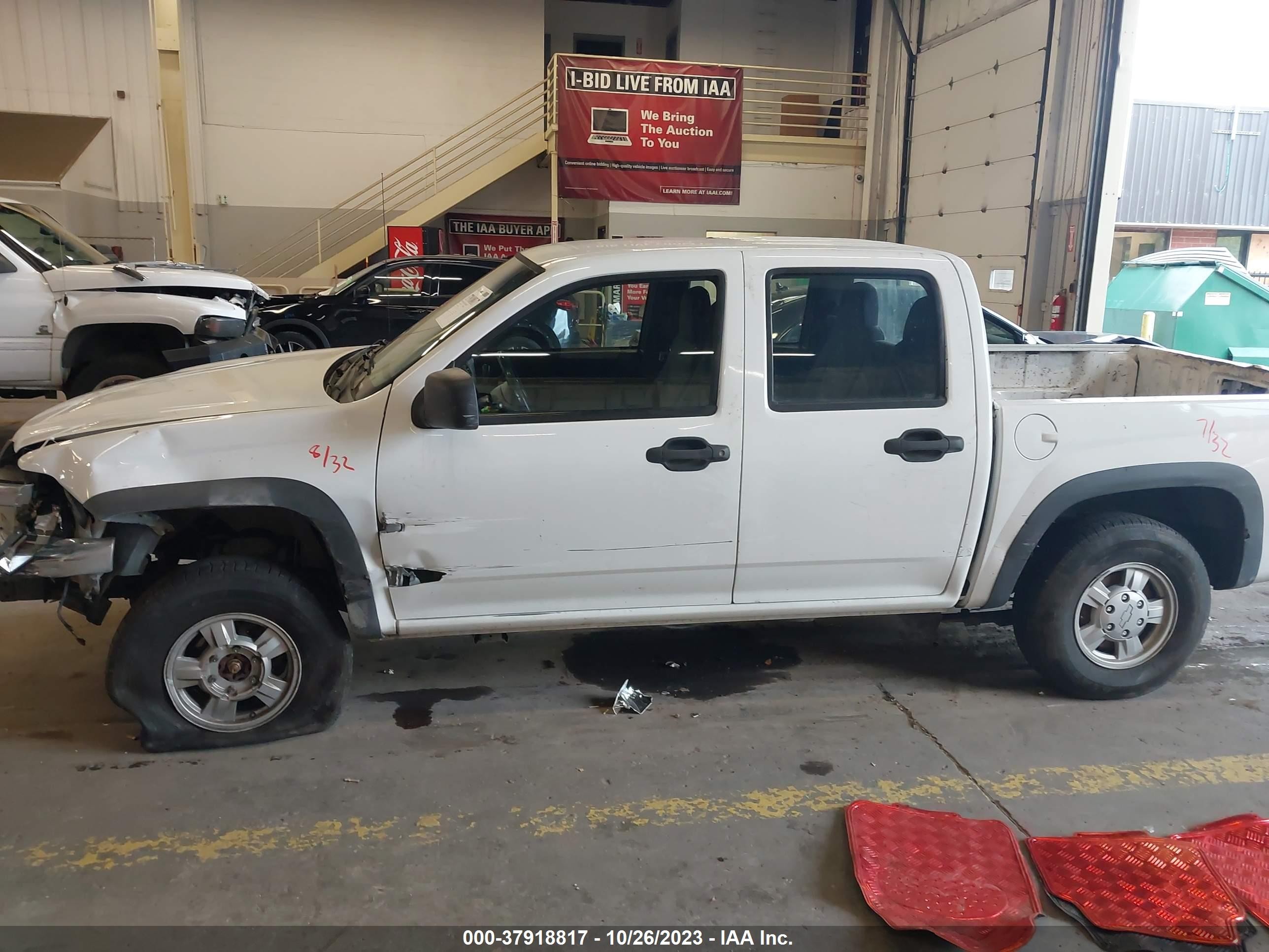 Photo 13 VIN: 1GCDT136668274702 - CHEVROLET COLORADO 