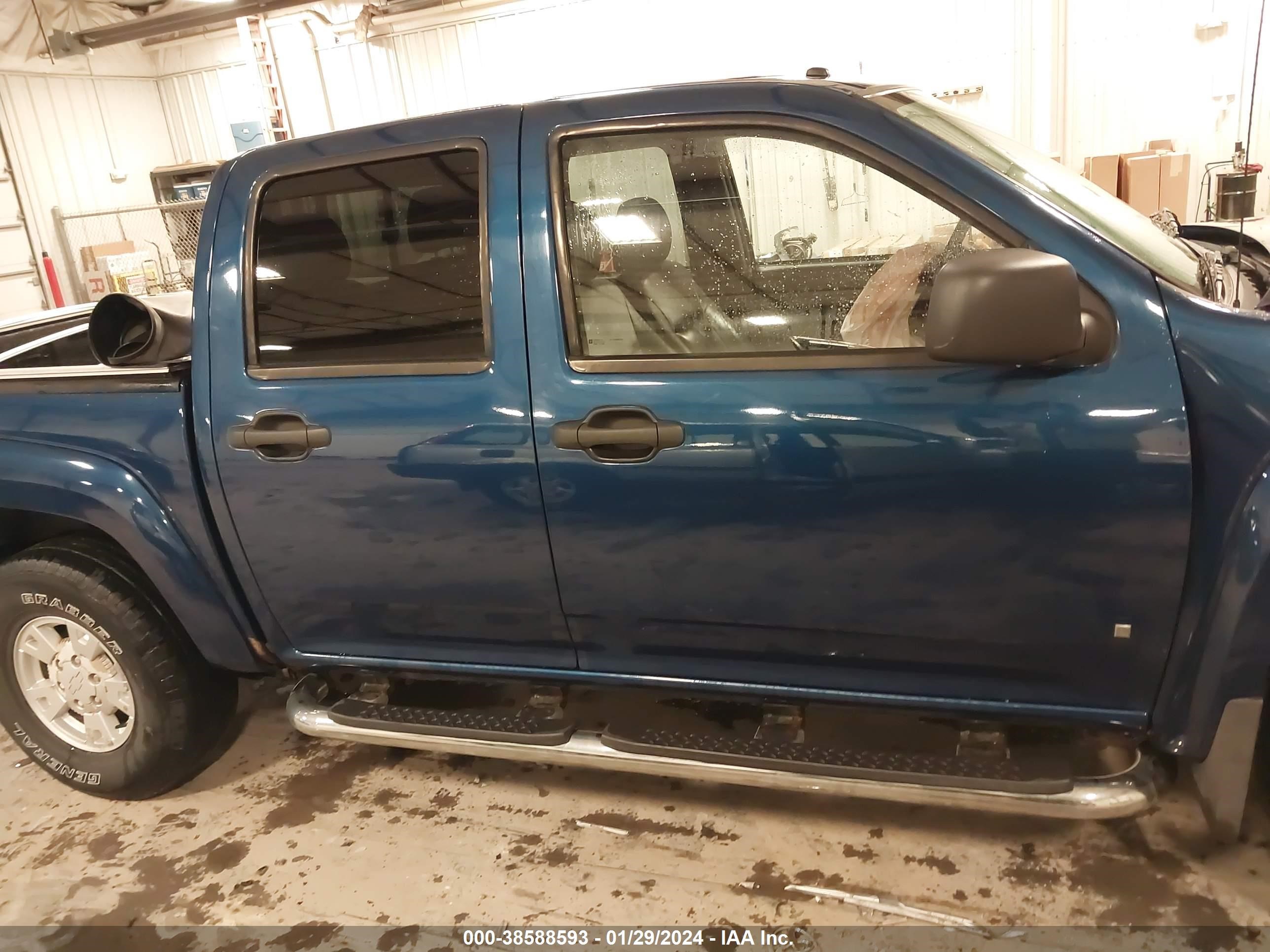 Photo 13 VIN: 1GCDT136868182944 - CHEVROLET COLORADO 