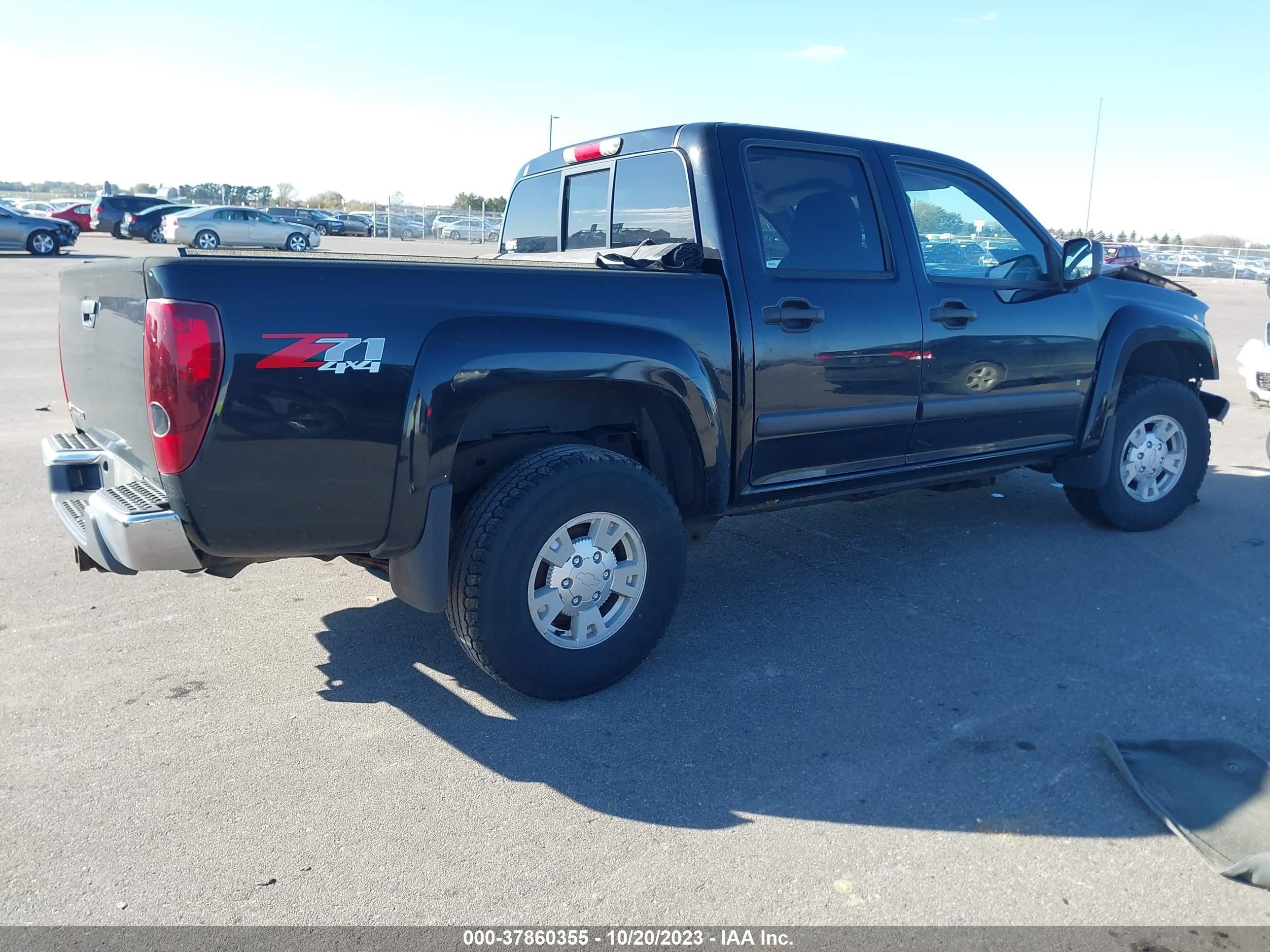 Photo 3 VIN: 1GCDT136868245525 - CHEVROLET COLORADO 