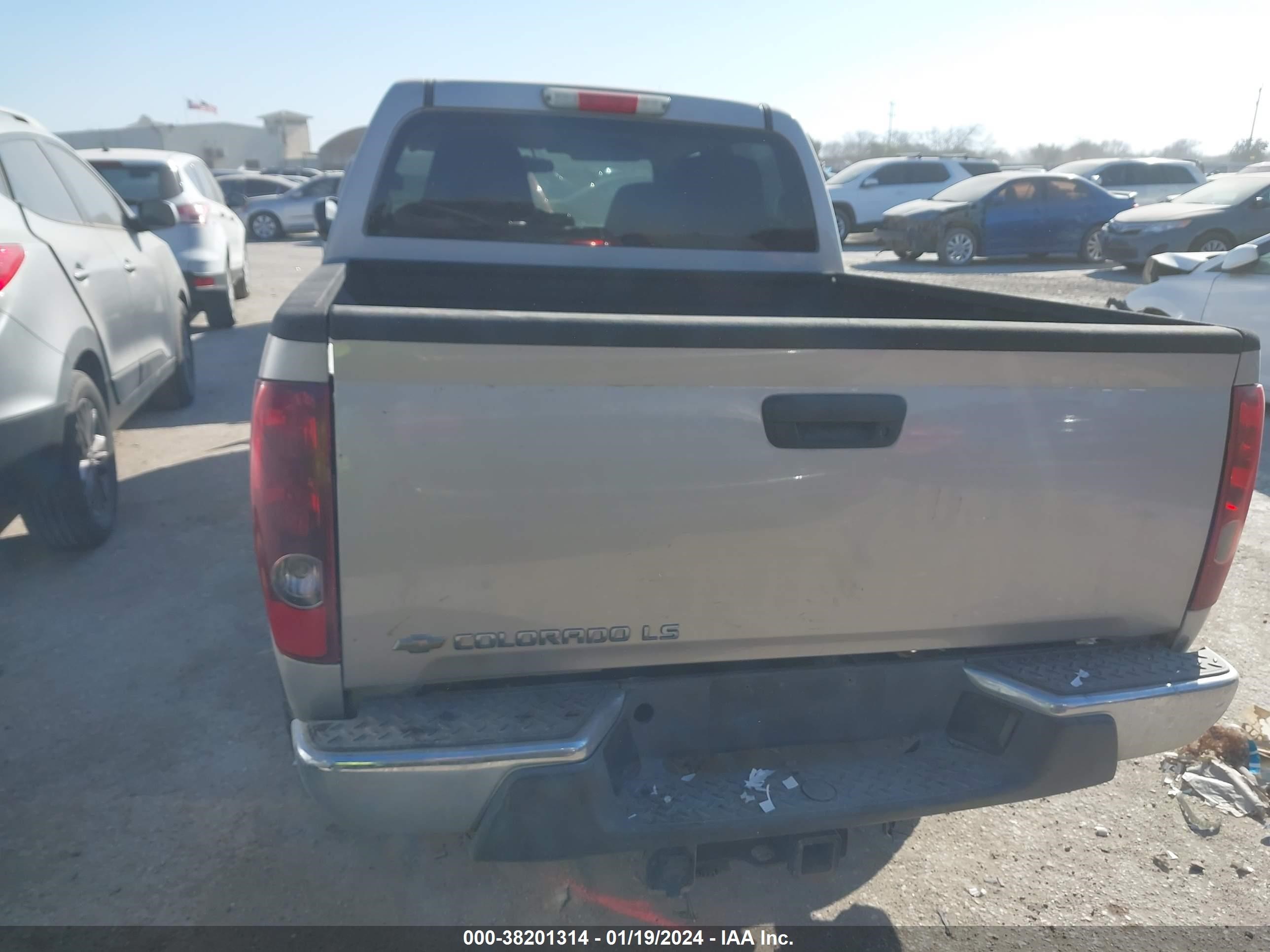 Photo 15 VIN: 1GCDT136958281464 - CHEVROLET COLORADO 