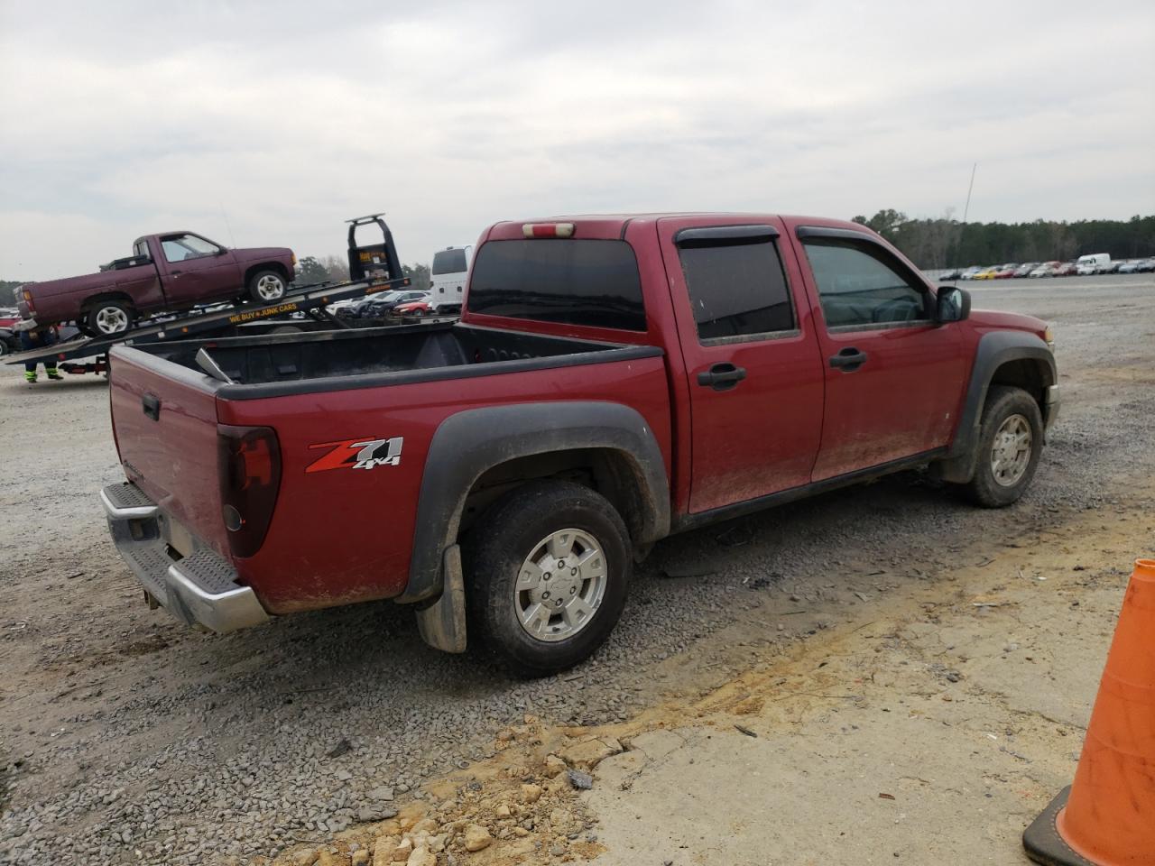 Photo 2 VIN: 1GCDT136968213571 - CHEVROLET COLORADO 