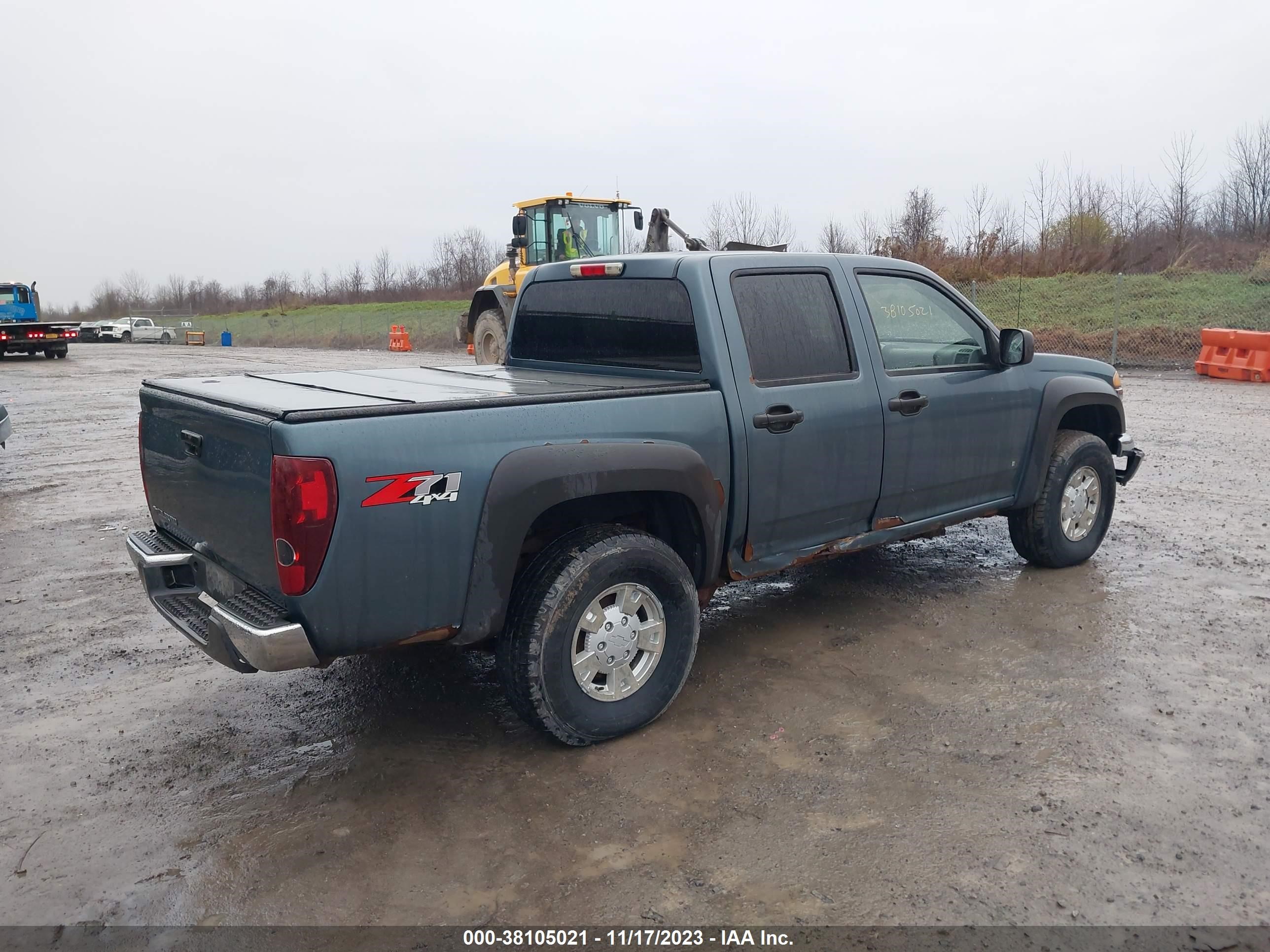 Photo 3 VIN: 1GCDT136968237823 - CHEVROLET COLORADO 