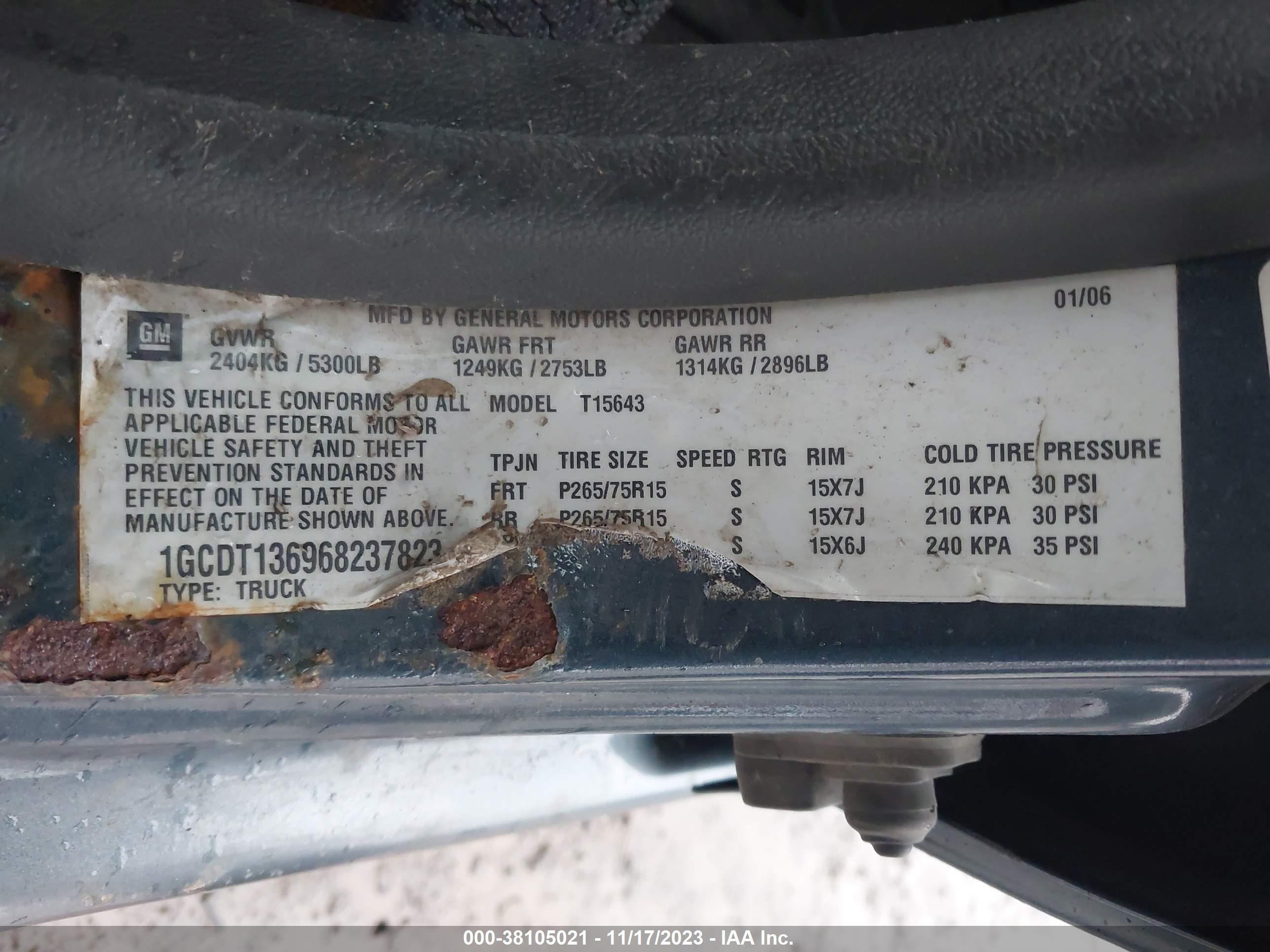 Photo 8 VIN: 1GCDT136968237823 - CHEVROLET COLORADO 