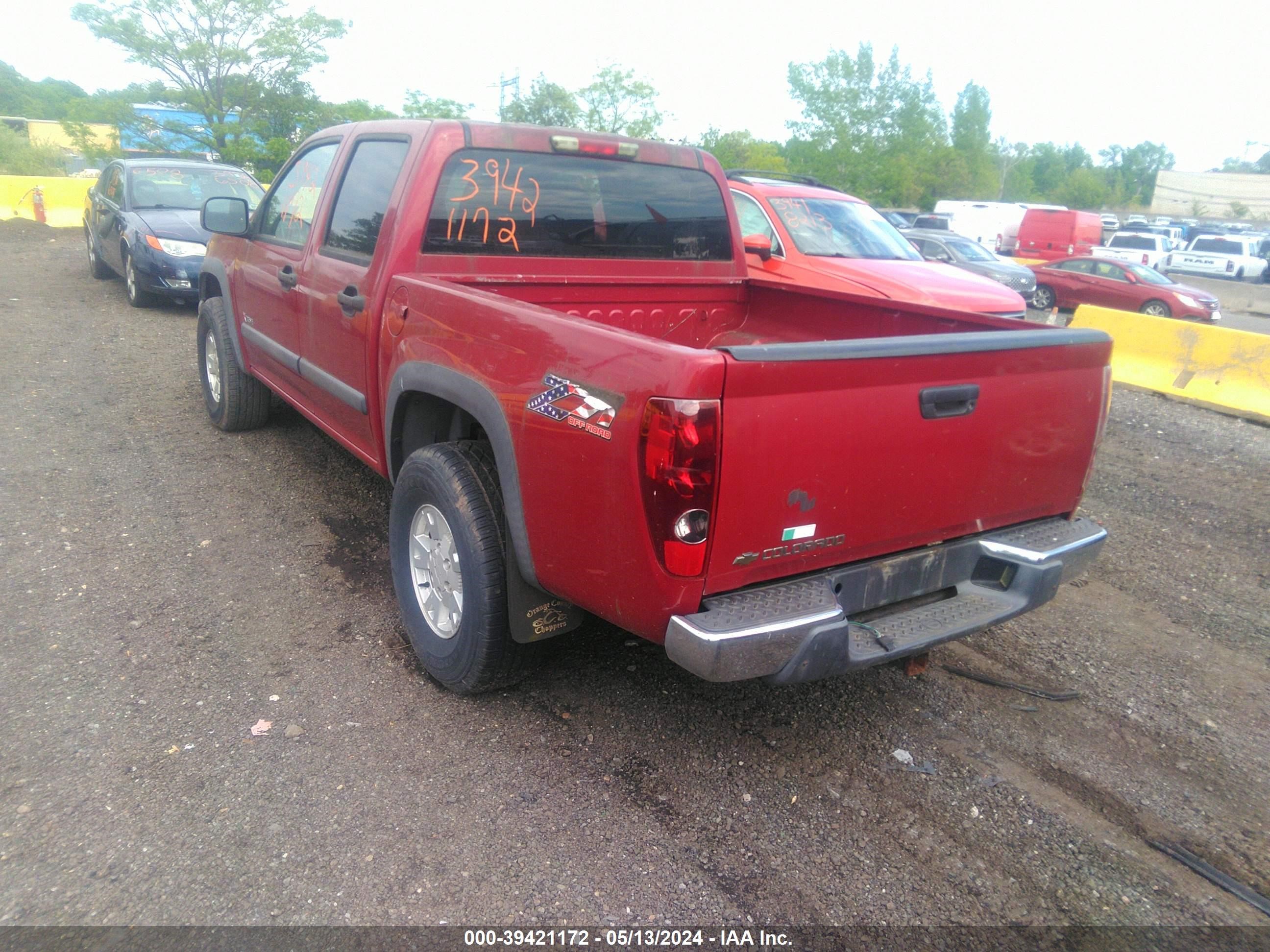 Photo 2 VIN: 1GCDT136X58271994 - CHEVROLET COLORADO 