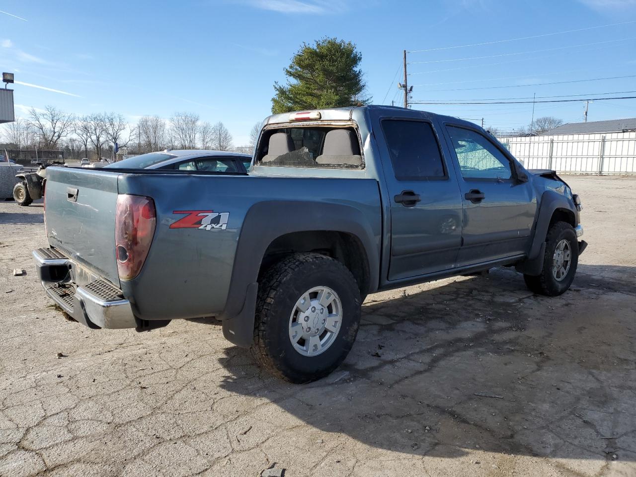 Photo 2 VIN: 1GCDT136X68172822 - CHEVROLET COLORADO 