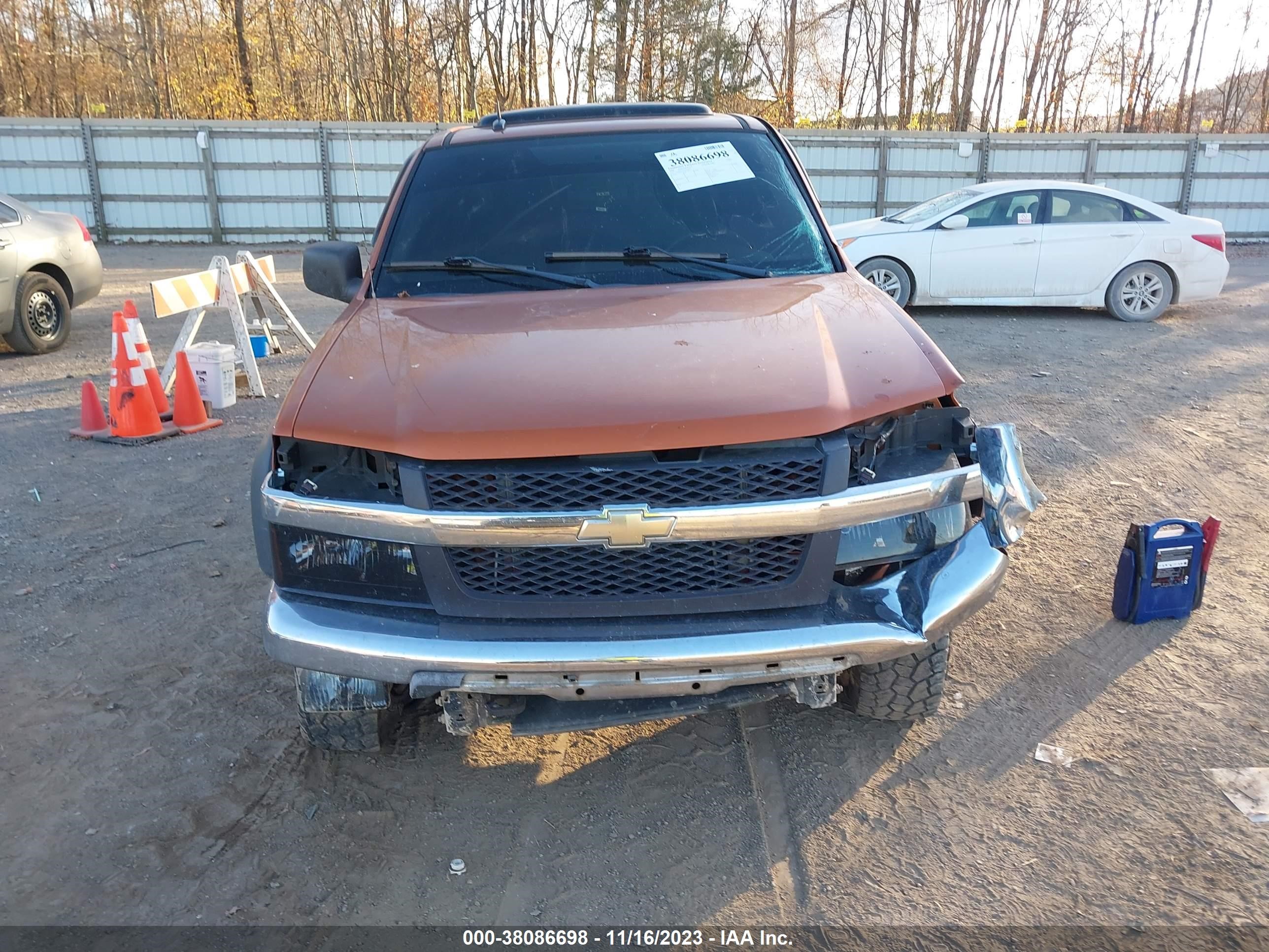 Photo 11 VIN: 1GCDT136X68238995 - CHEVROLET COLORADO 