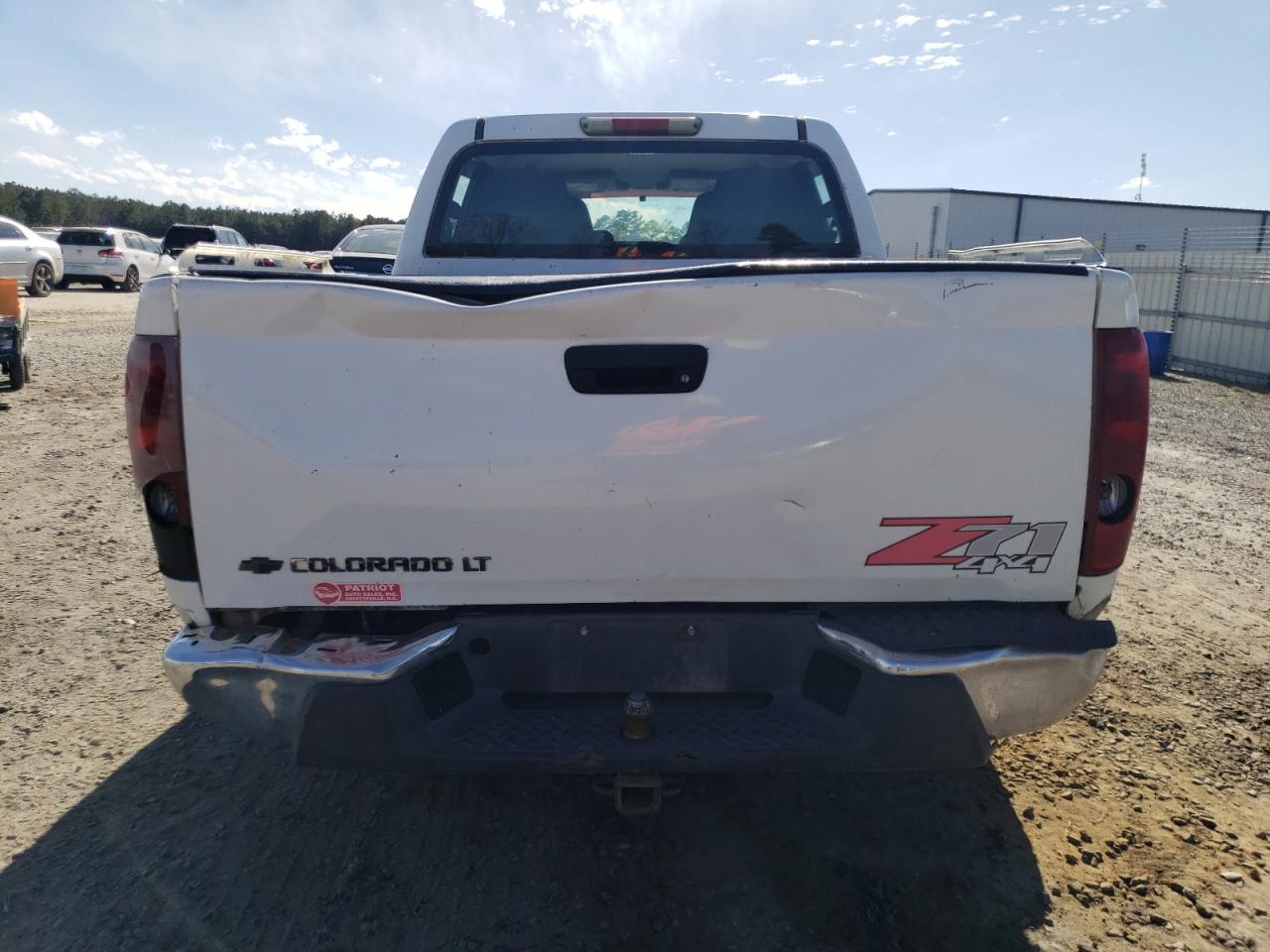 Photo 5 VIN: 1GCDT13E078115828 - CHEVROLET COLORADO 