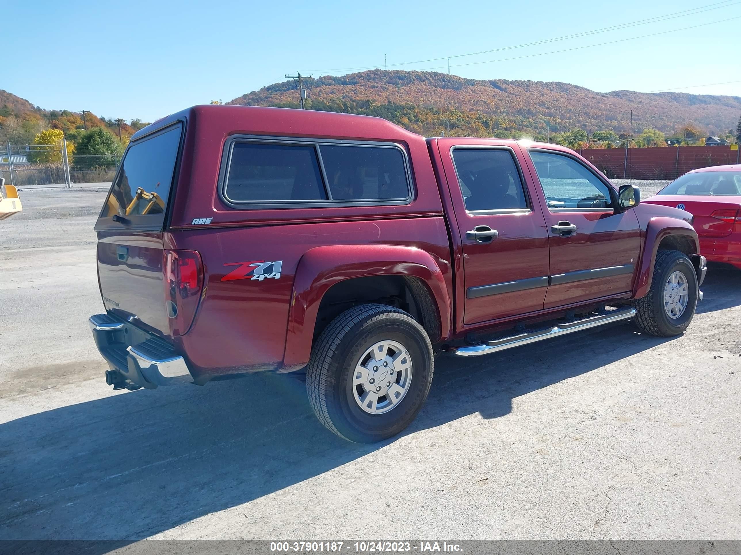 Photo 3 VIN: 1GCDT13E288170086 - CHEVROLET COLORADO 