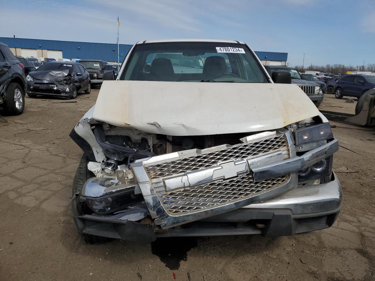 Photo 4 VIN: 1GCDT146658151432 - CHEVROLET COLORADO 