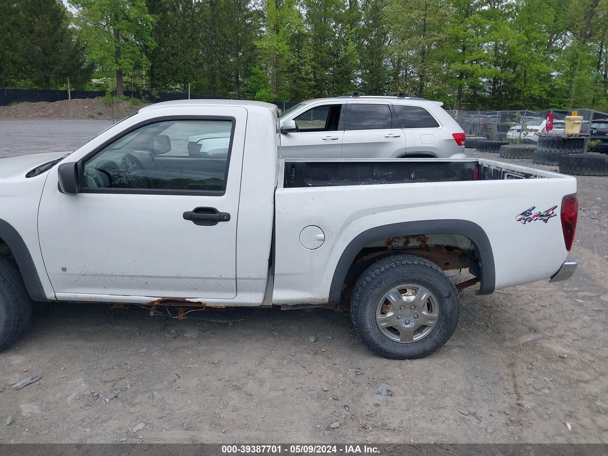 Photo 11 VIN: 1GCDT149X78151477 - CHEVROLET COLORADO 