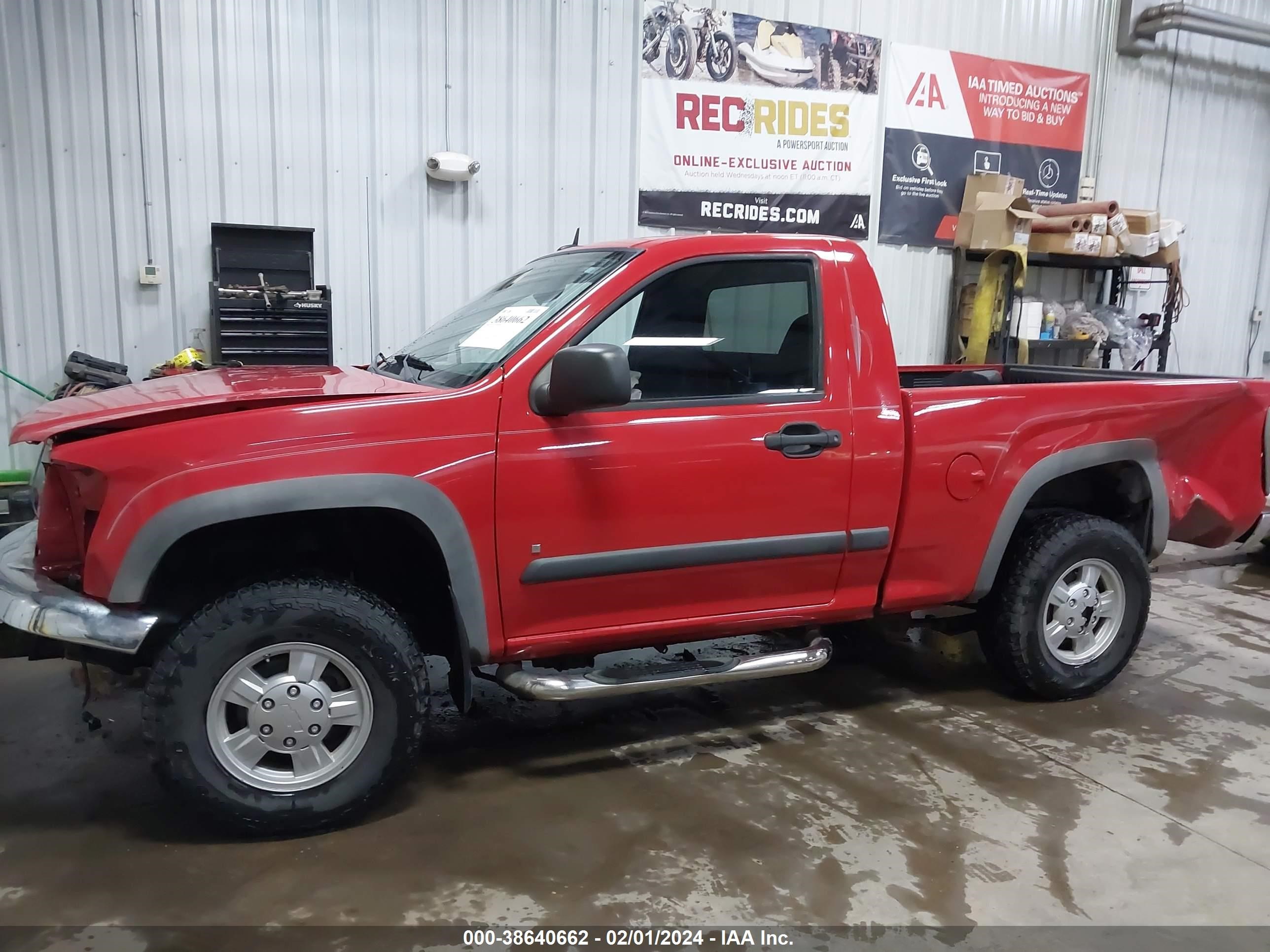 Photo 13 VIN: 1GCDT14EX88128909 - CHEVROLET COLORADO 