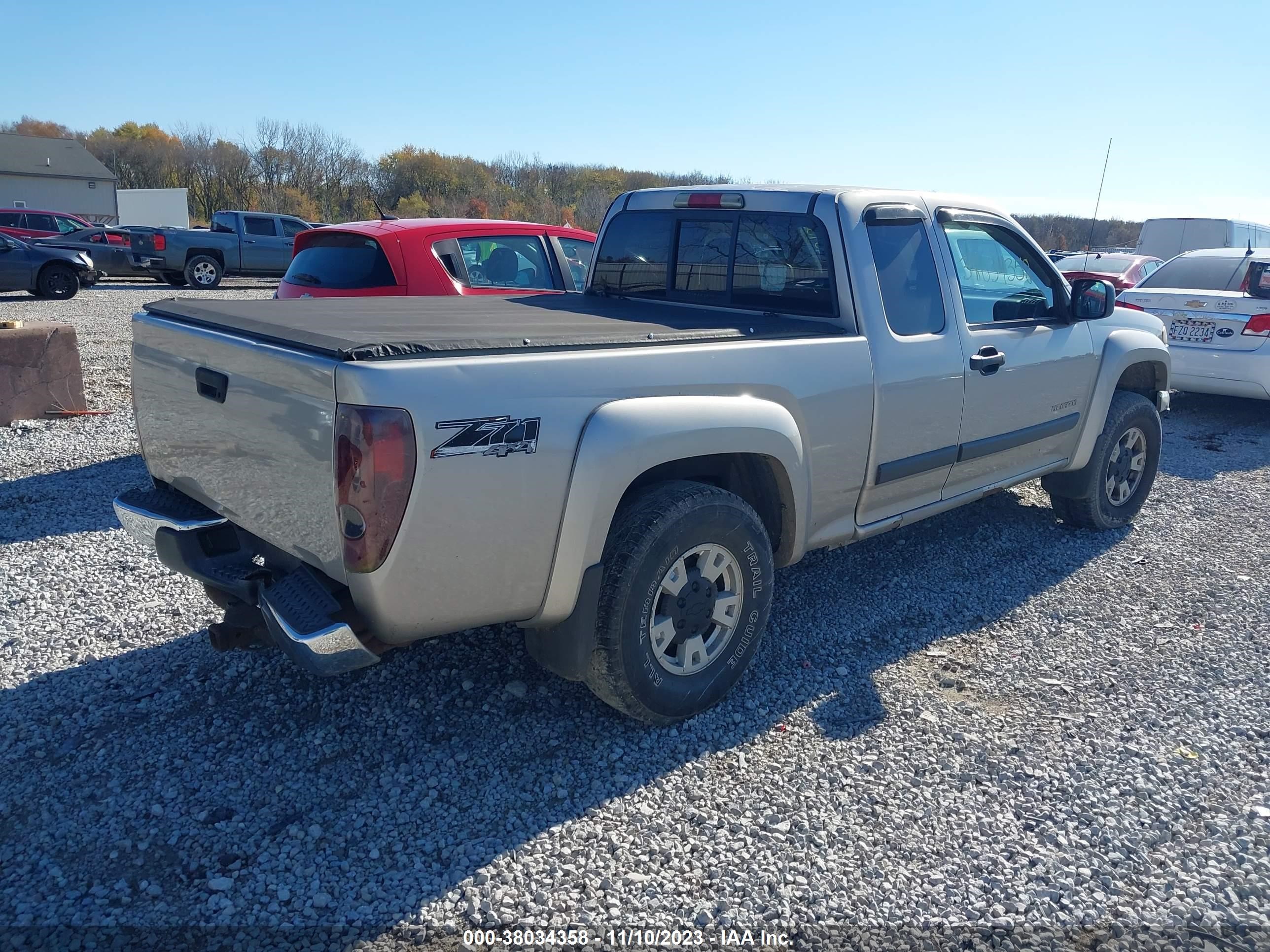 Photo 3 VIN: 1GCDT196058272014 - CHEVROLET COLORADO 