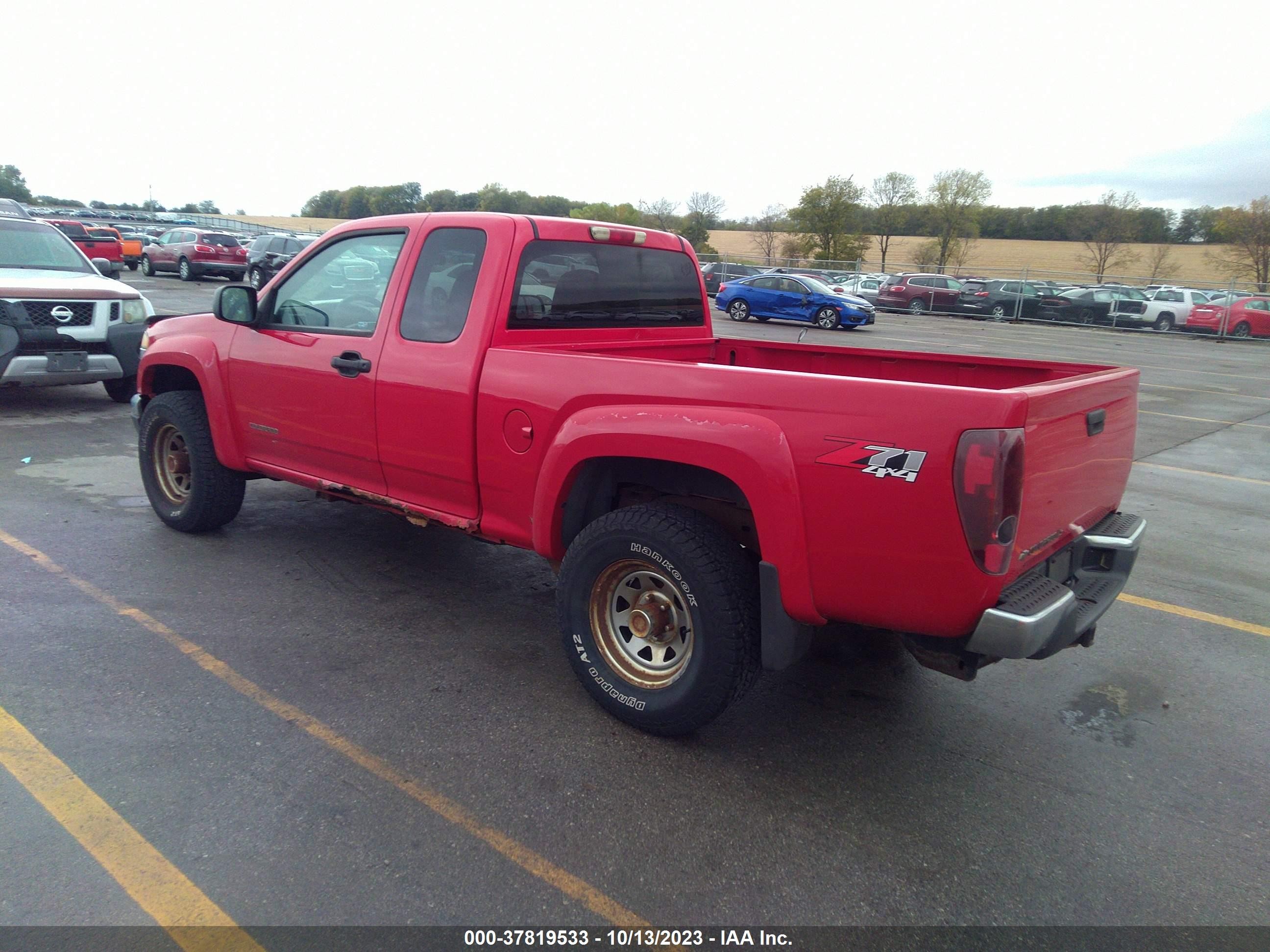 Photo 2 VIN: 1GCDT196058284664 - CHEVROLET COLORADO 