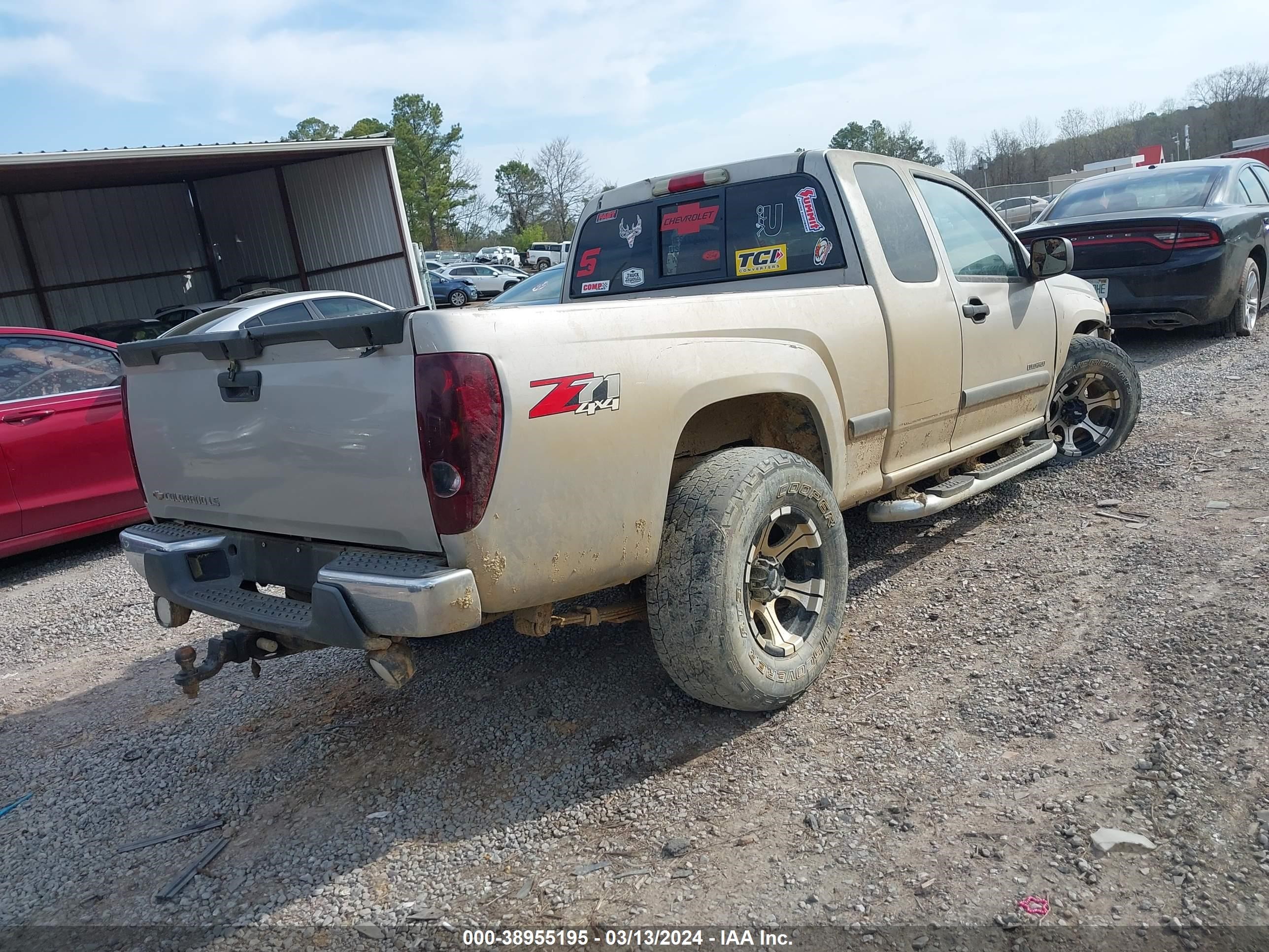 Photo 3 VIN: 1GCDT196548140302 - CHEVROLET COLORADO 