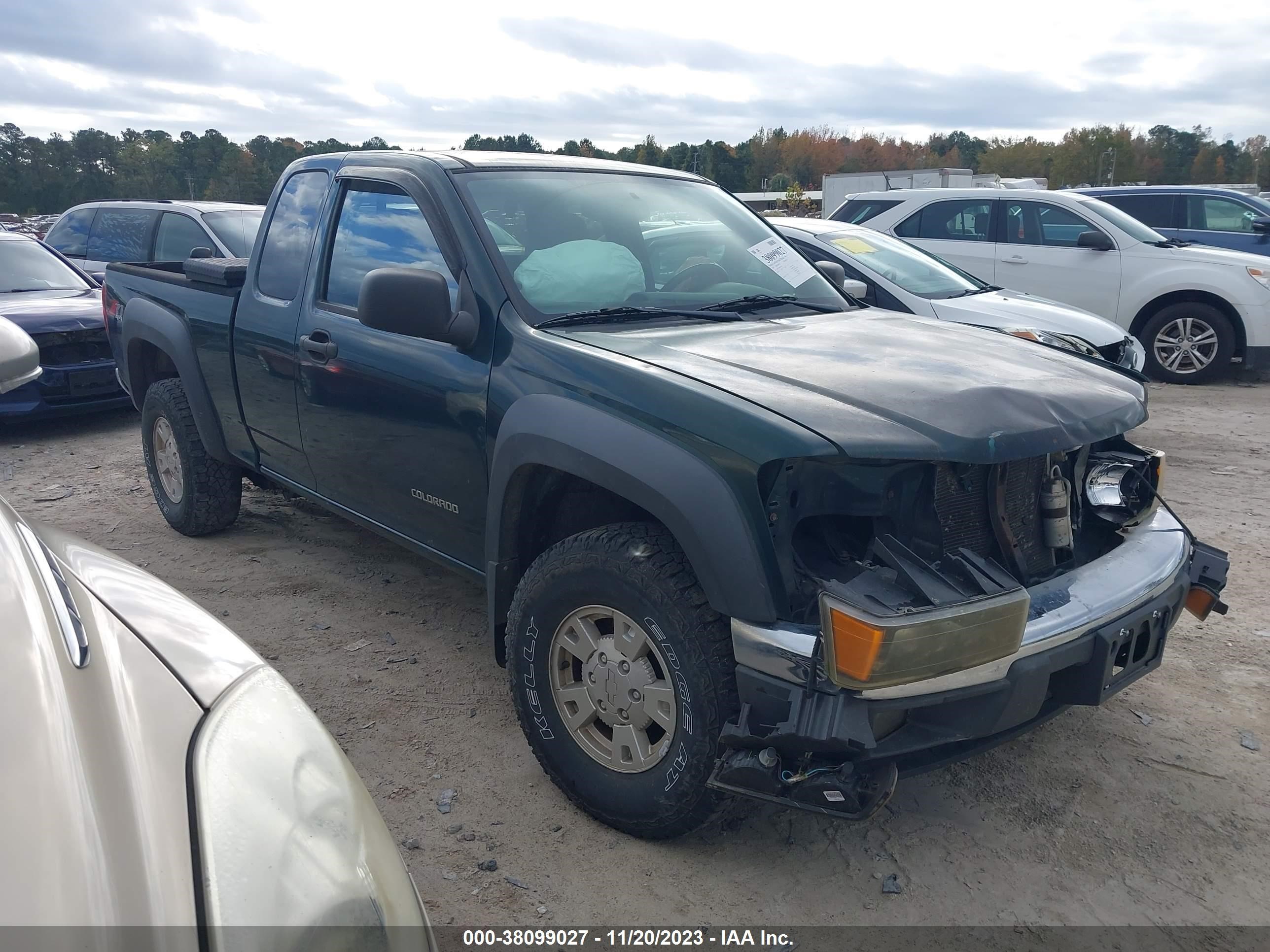 Photo 0 VIN: 1GCDT196658167042 - CHEVROLET COLORADO 