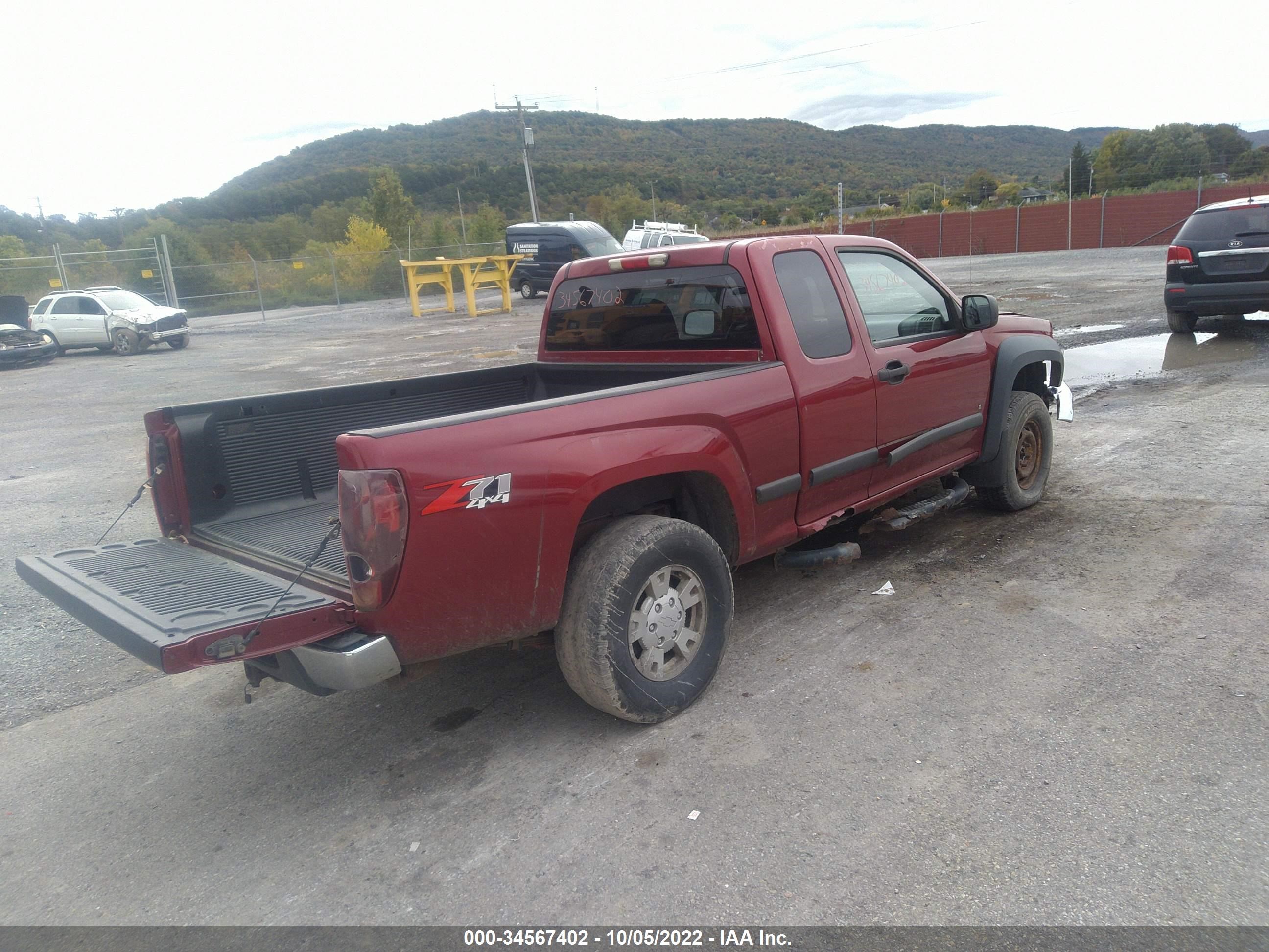 Photo 3 VIN: 1GCDT196668256921 - CHEVROLET COLORADO 